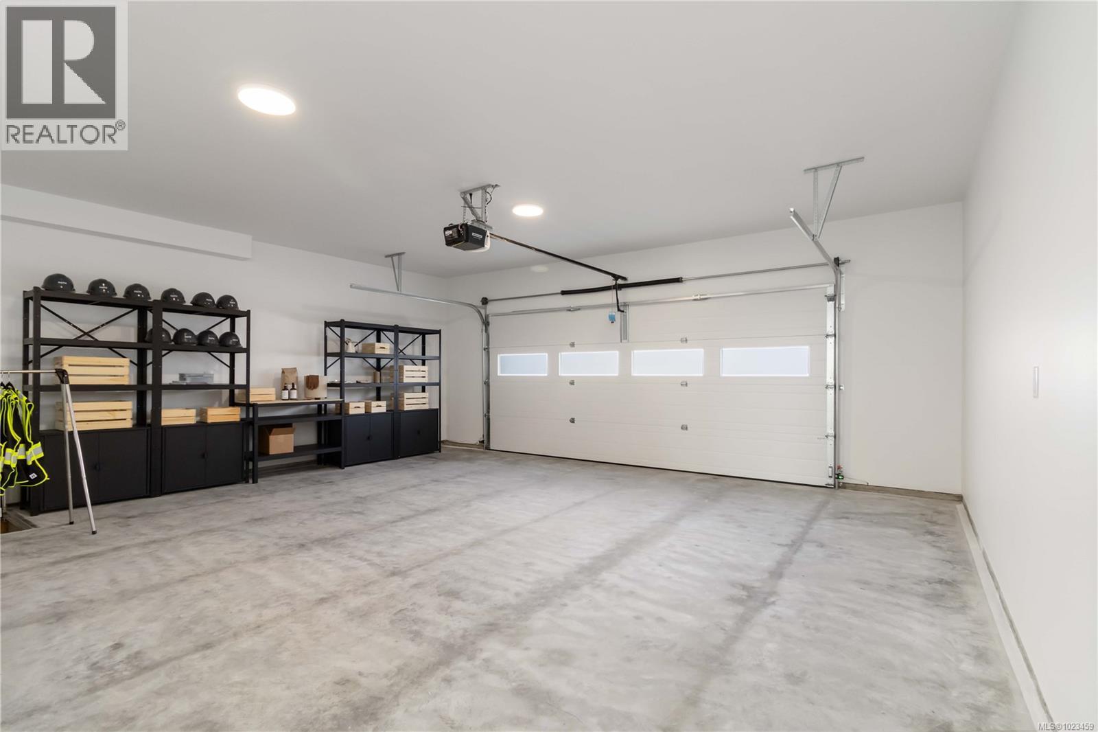 10 3638 Restoration Way, Colwood