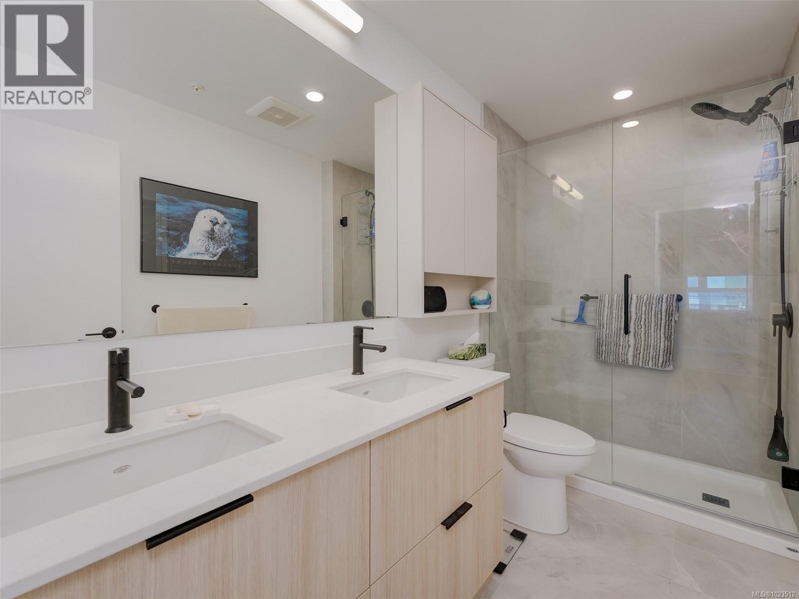 307 3564-A Ryder Hesjedal Way, Colwood