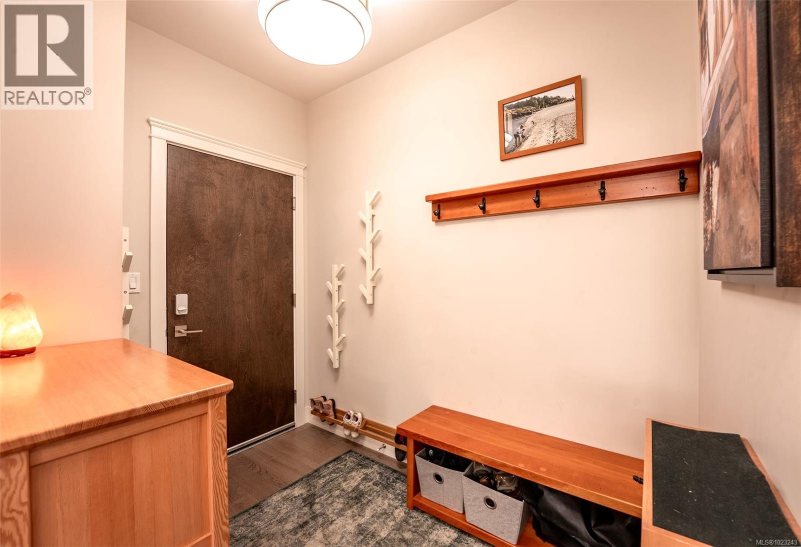 208 1900 Watkiss Way, View Royal