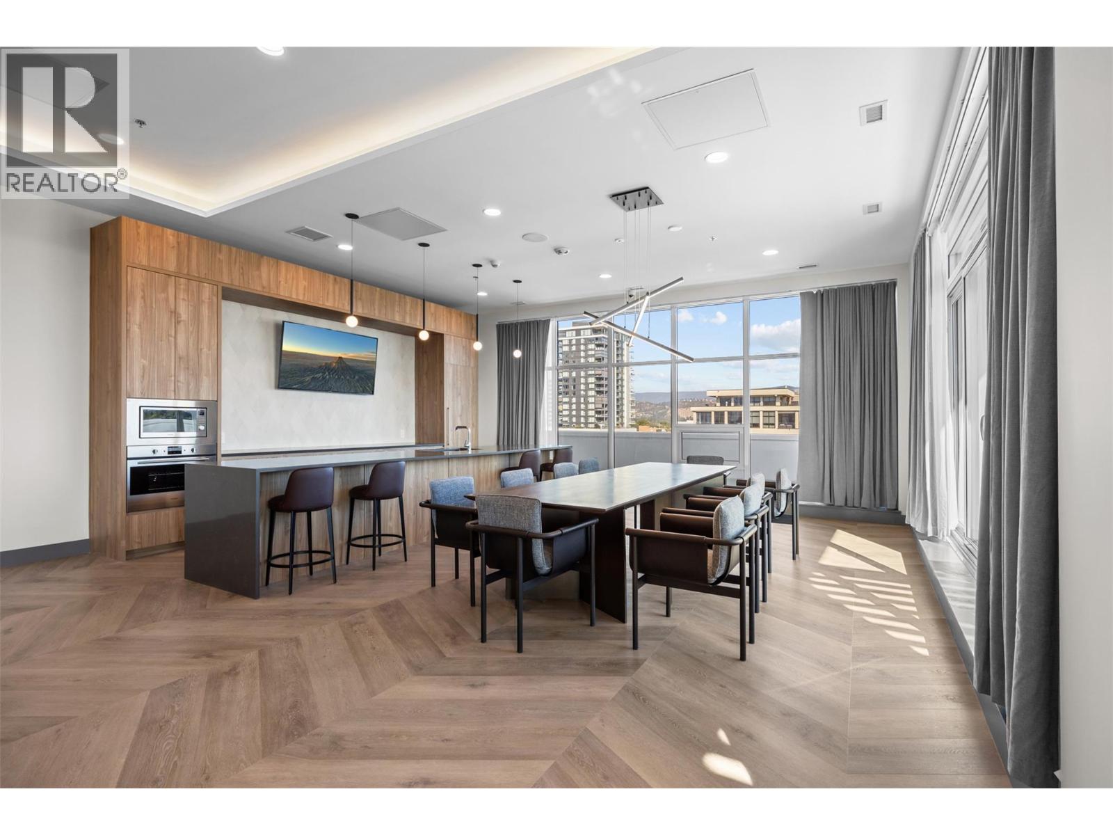 804 1626 Water Street, Kelowna