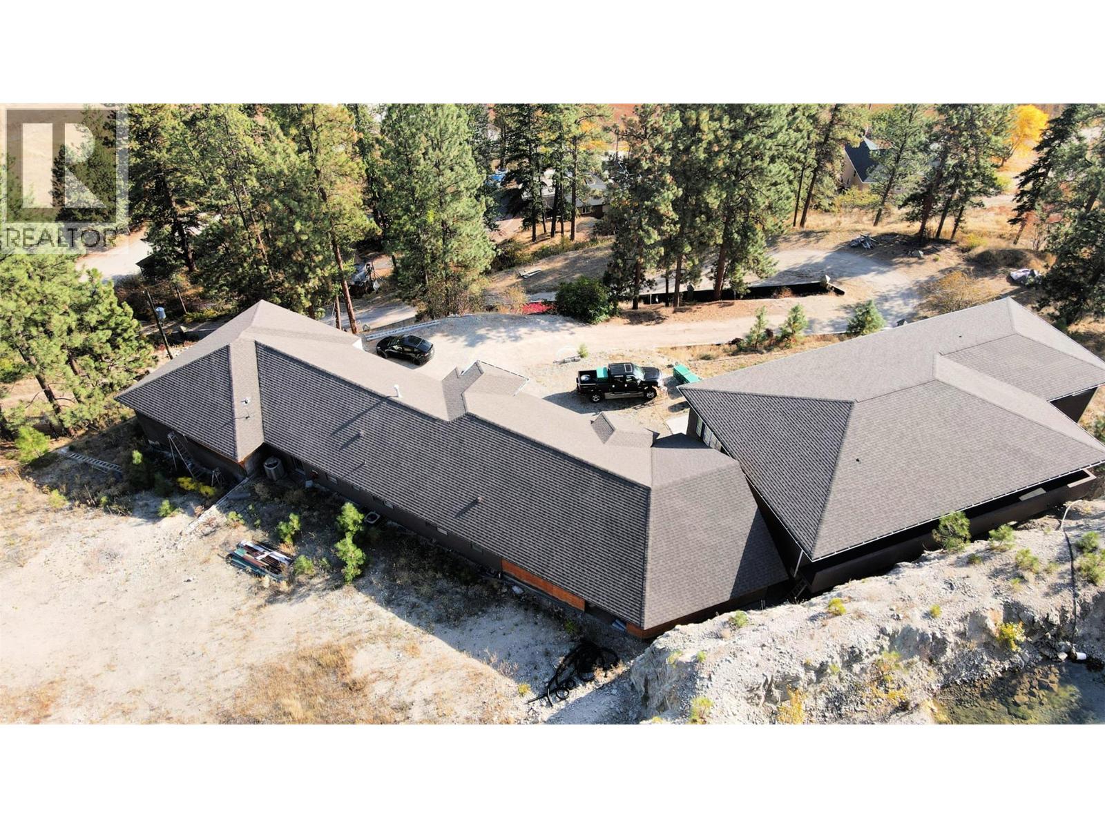  5621 Harrington Court, Peachland