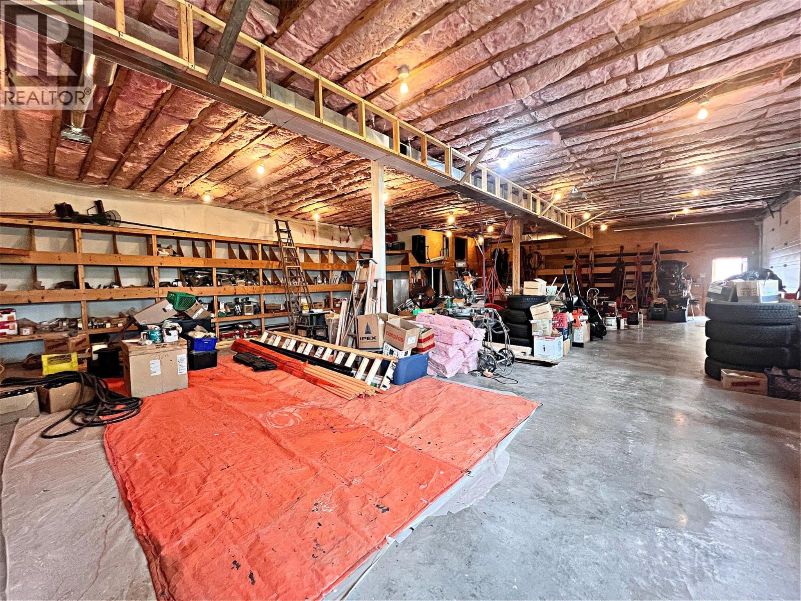  5621 Harrington Court, Peachland