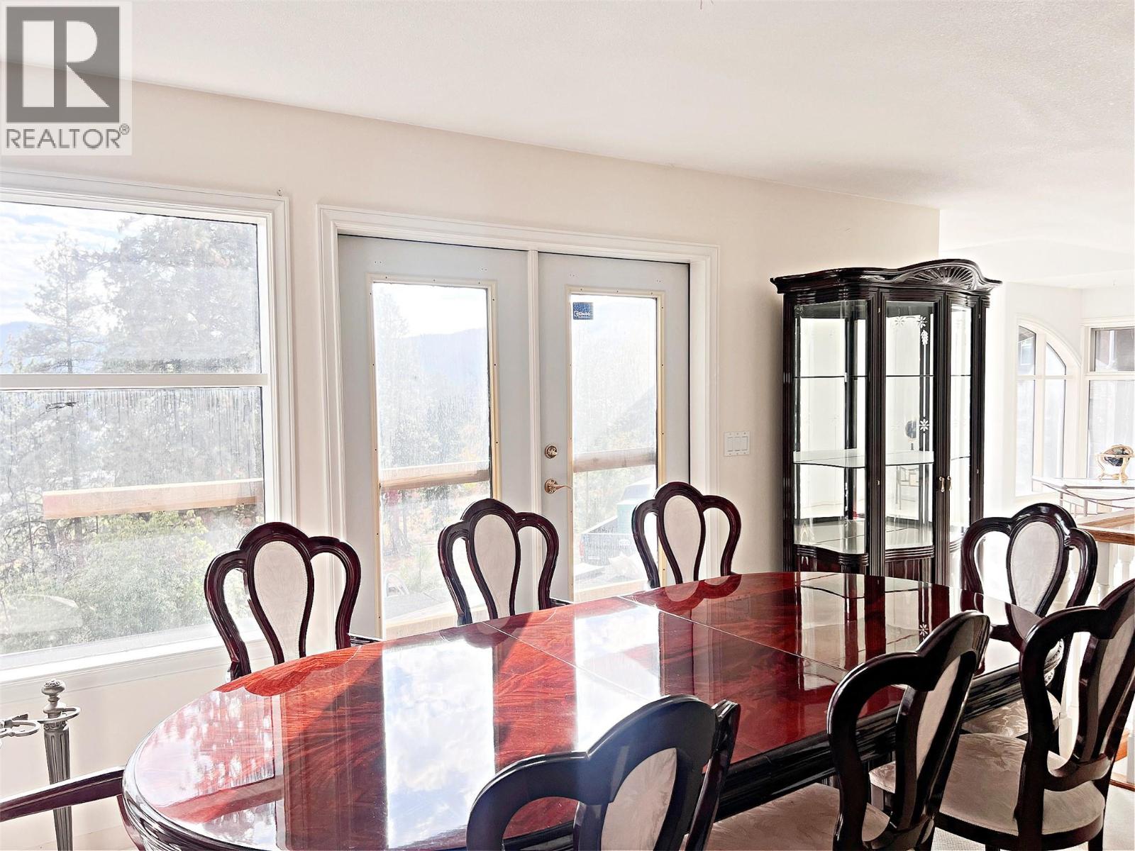  5621 Harrington Court, Peachland