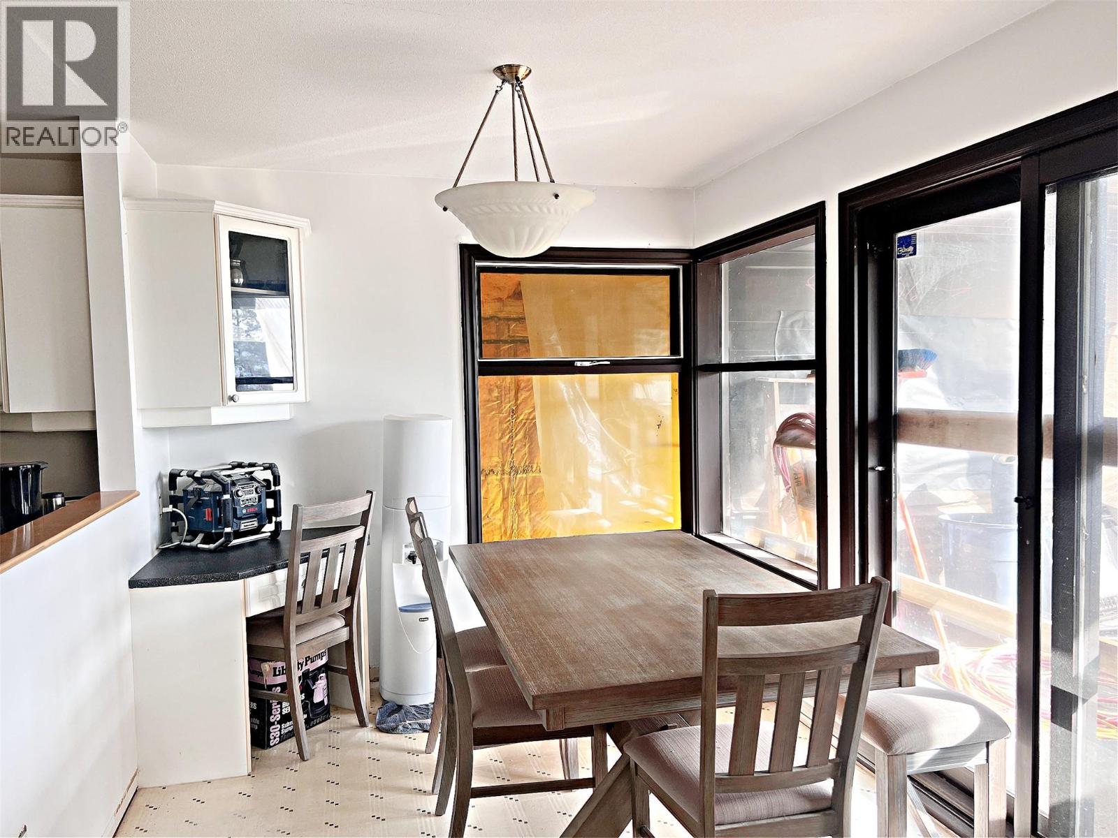  5621 Harrington Court, Peachland