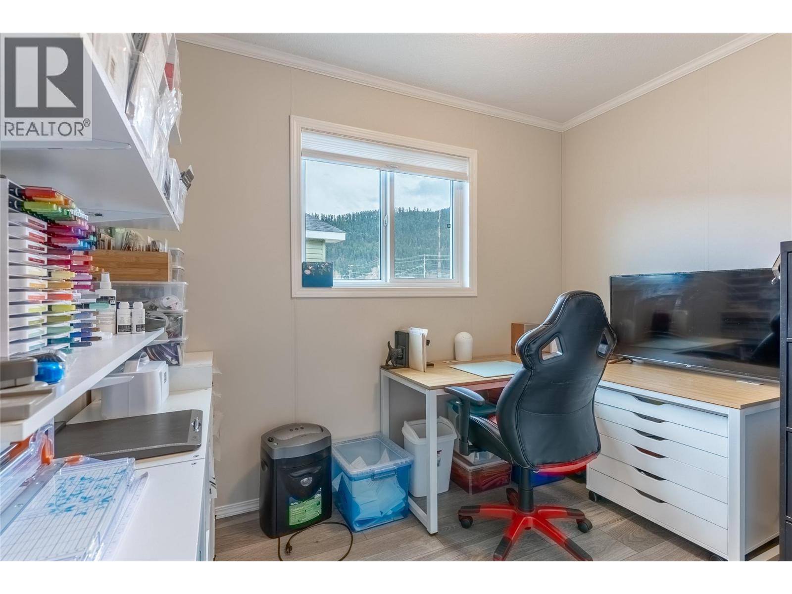 #21 235 AYLMER ROAD - 13