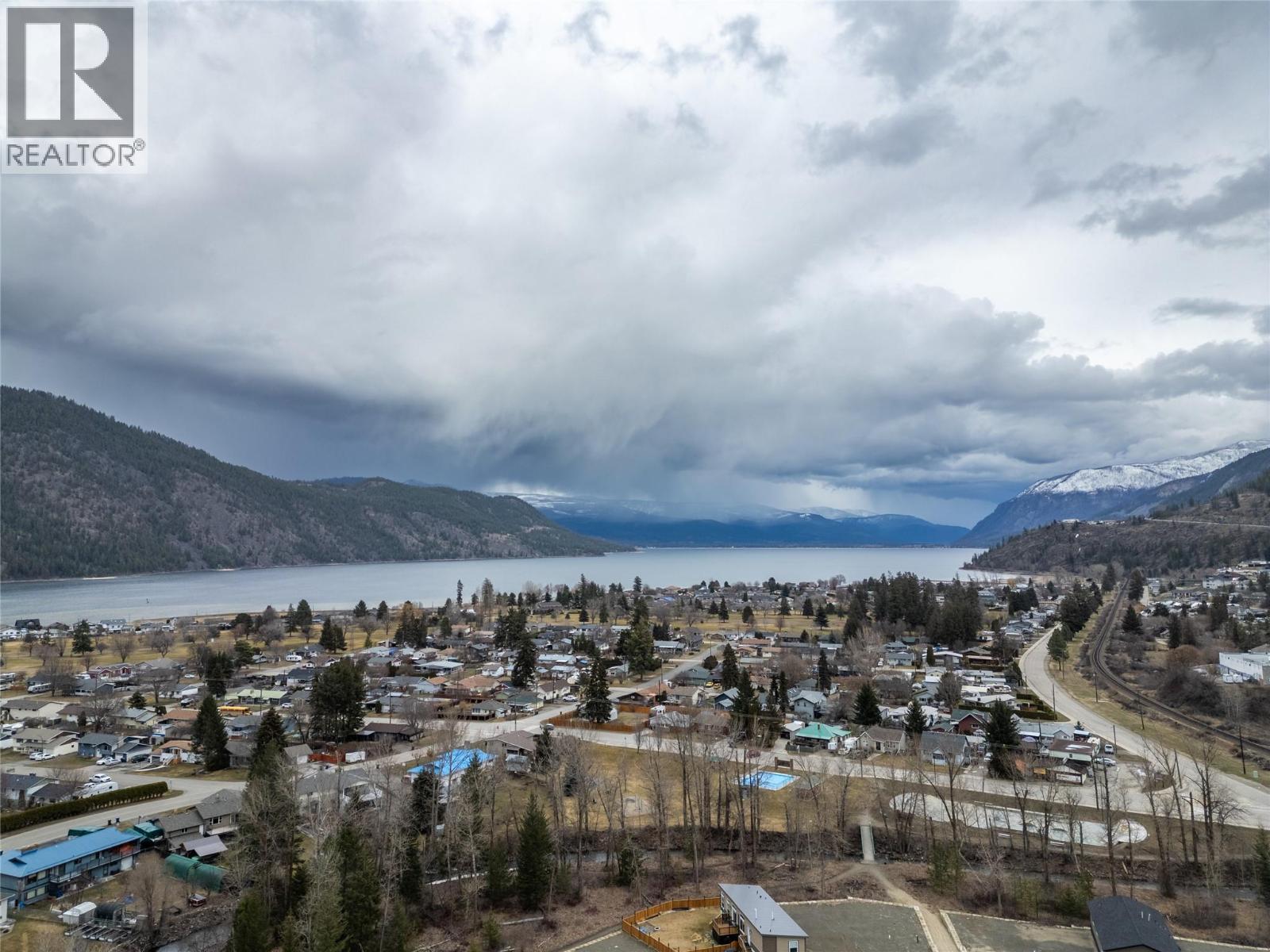 #21 235 AYLMER ROAD - 23