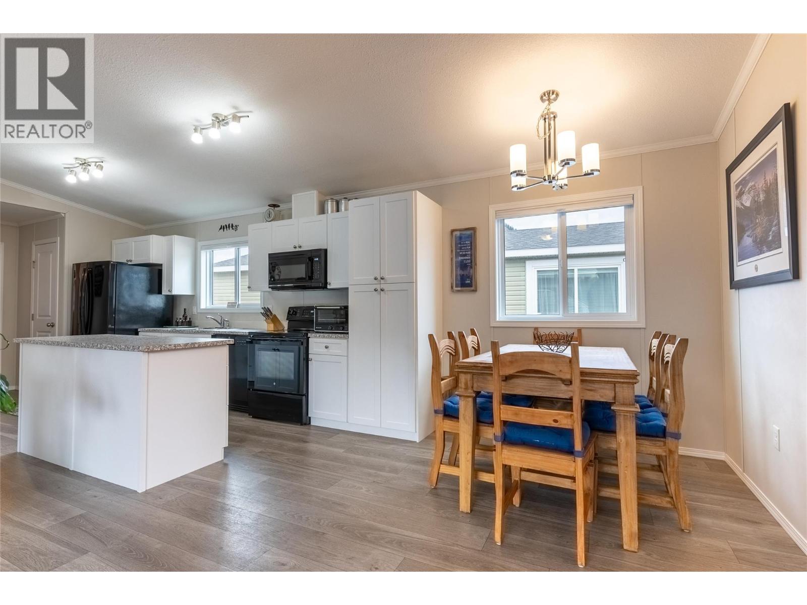 #21 235 AYLMER ROAD - 6