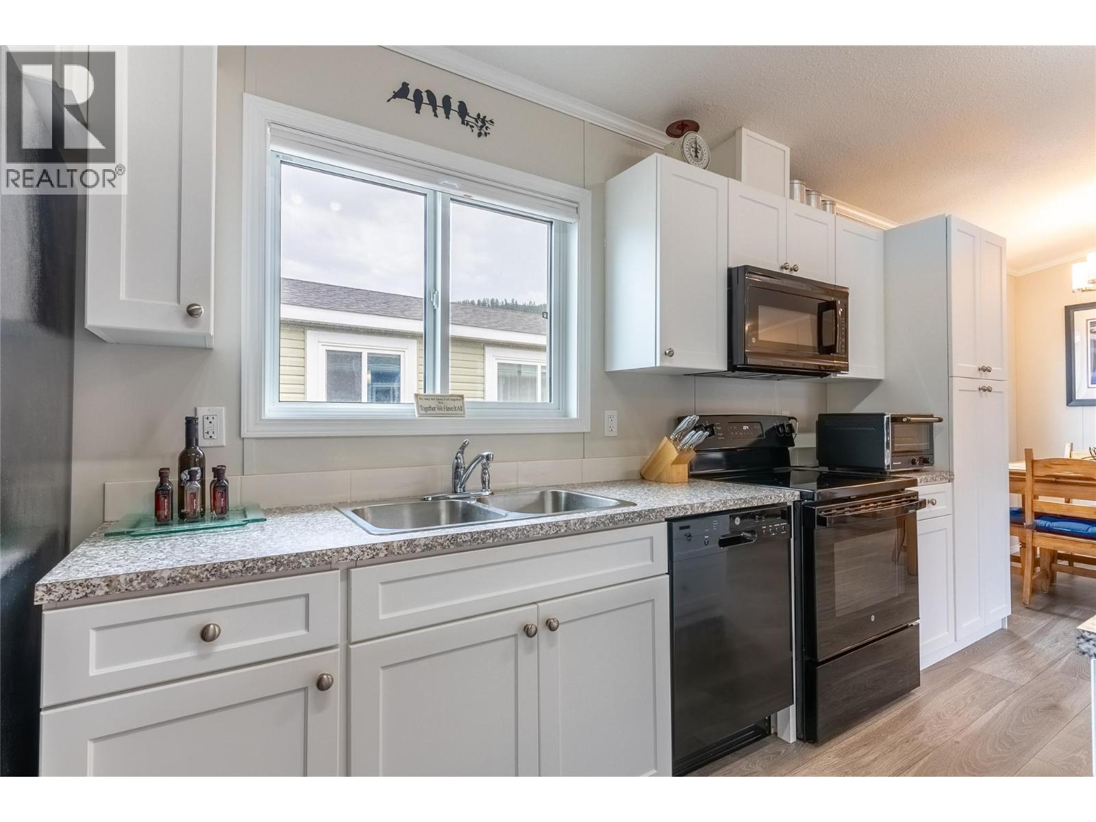 #21 235 AYLMER ROAD - 8