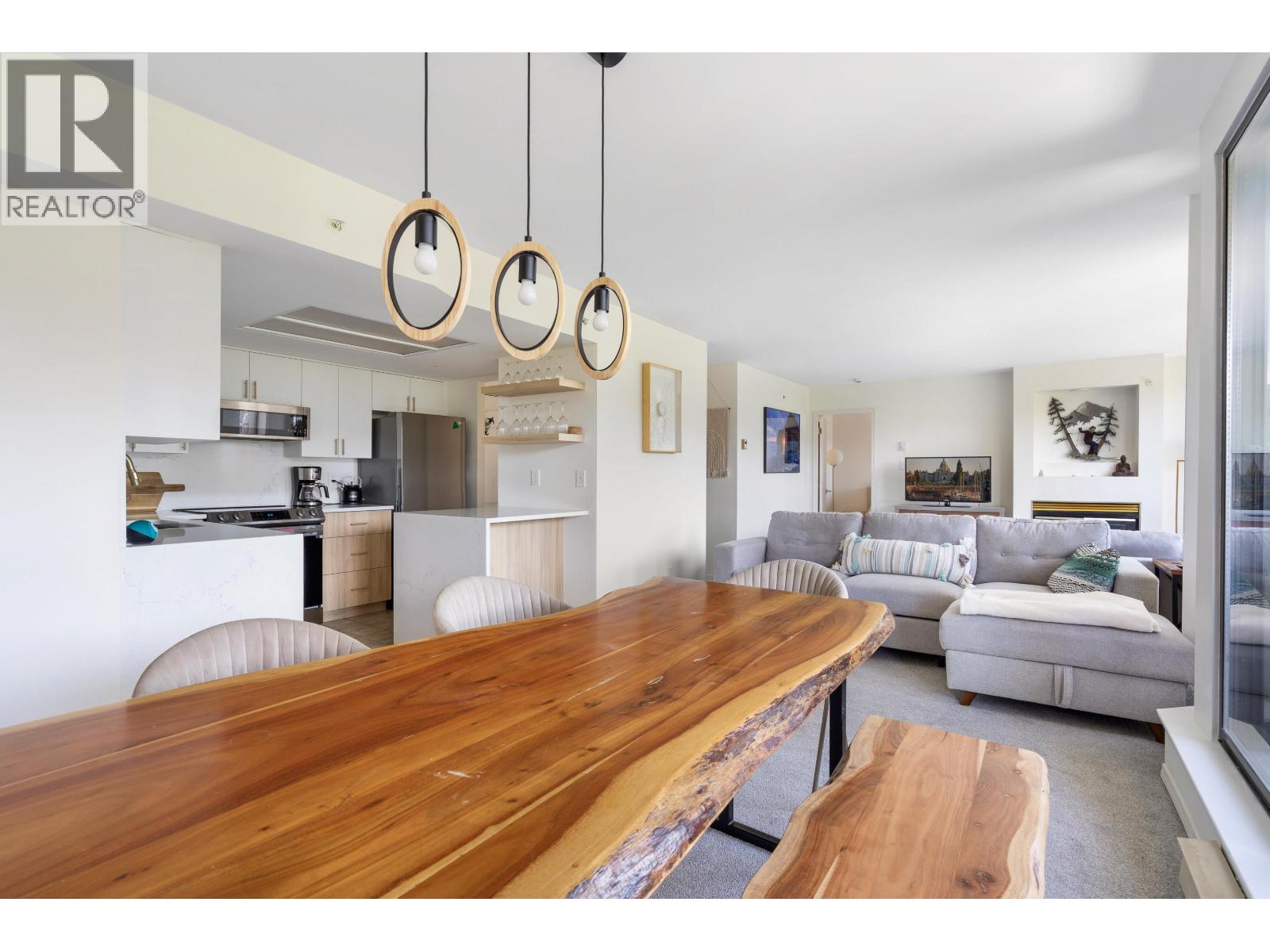 507 4809 SPEARHEAD PLACE, Whistler