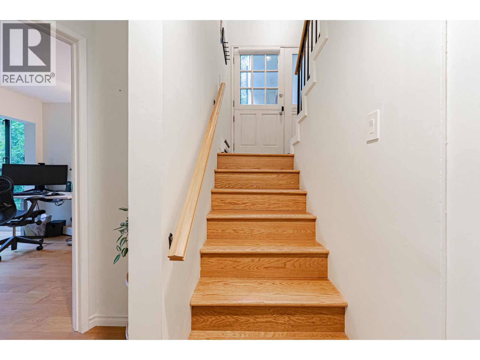 5 1786 ESQUIMALT AVENUE, West Vancouver