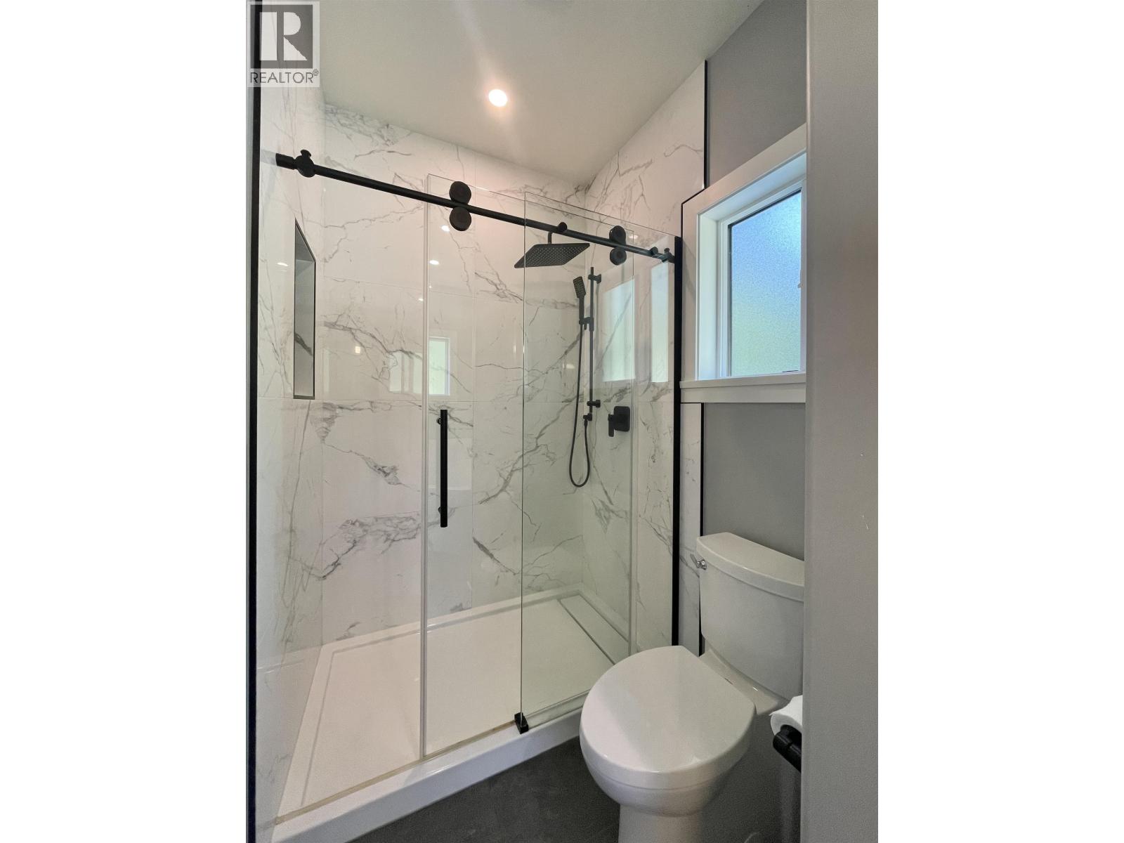 915 PAYNE ROAD, Gibsons