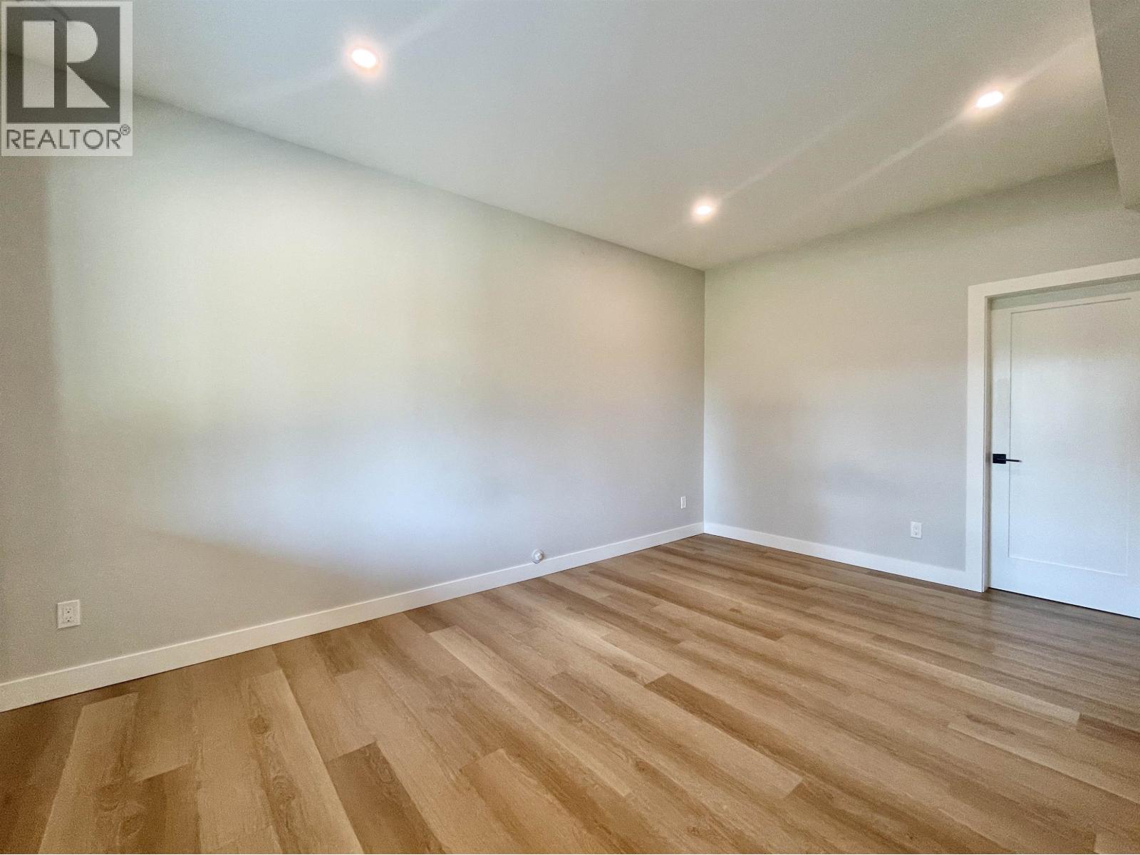 915 PAYNE ROAD, Gibsons