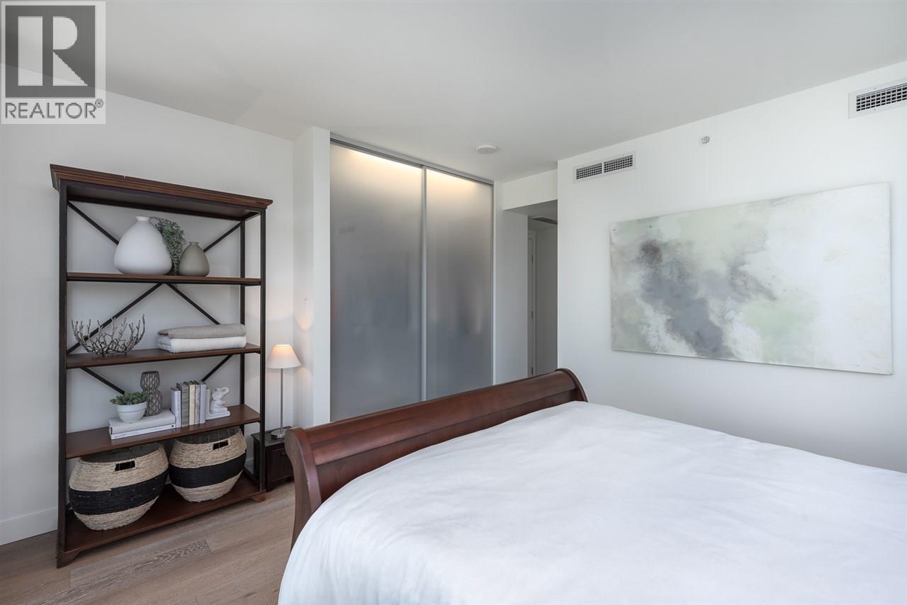 904 1499 W PENDER, Vancouver