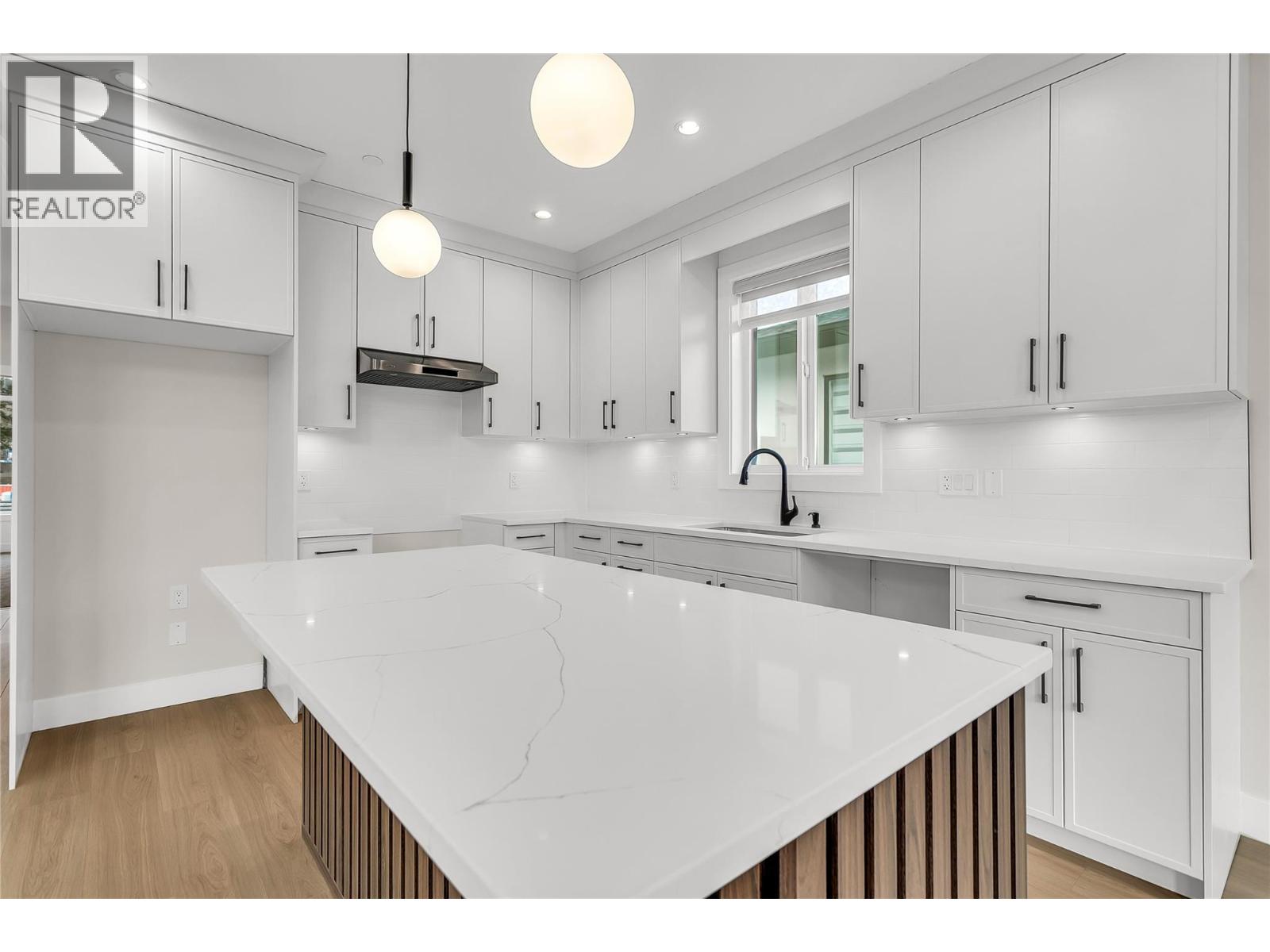 27 19950 McCarthy Road, Lake Country