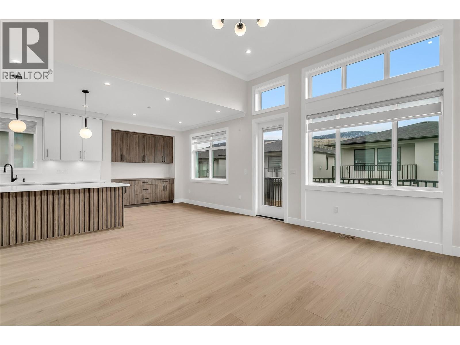 27 19950 McCarthy Road, Lake Country