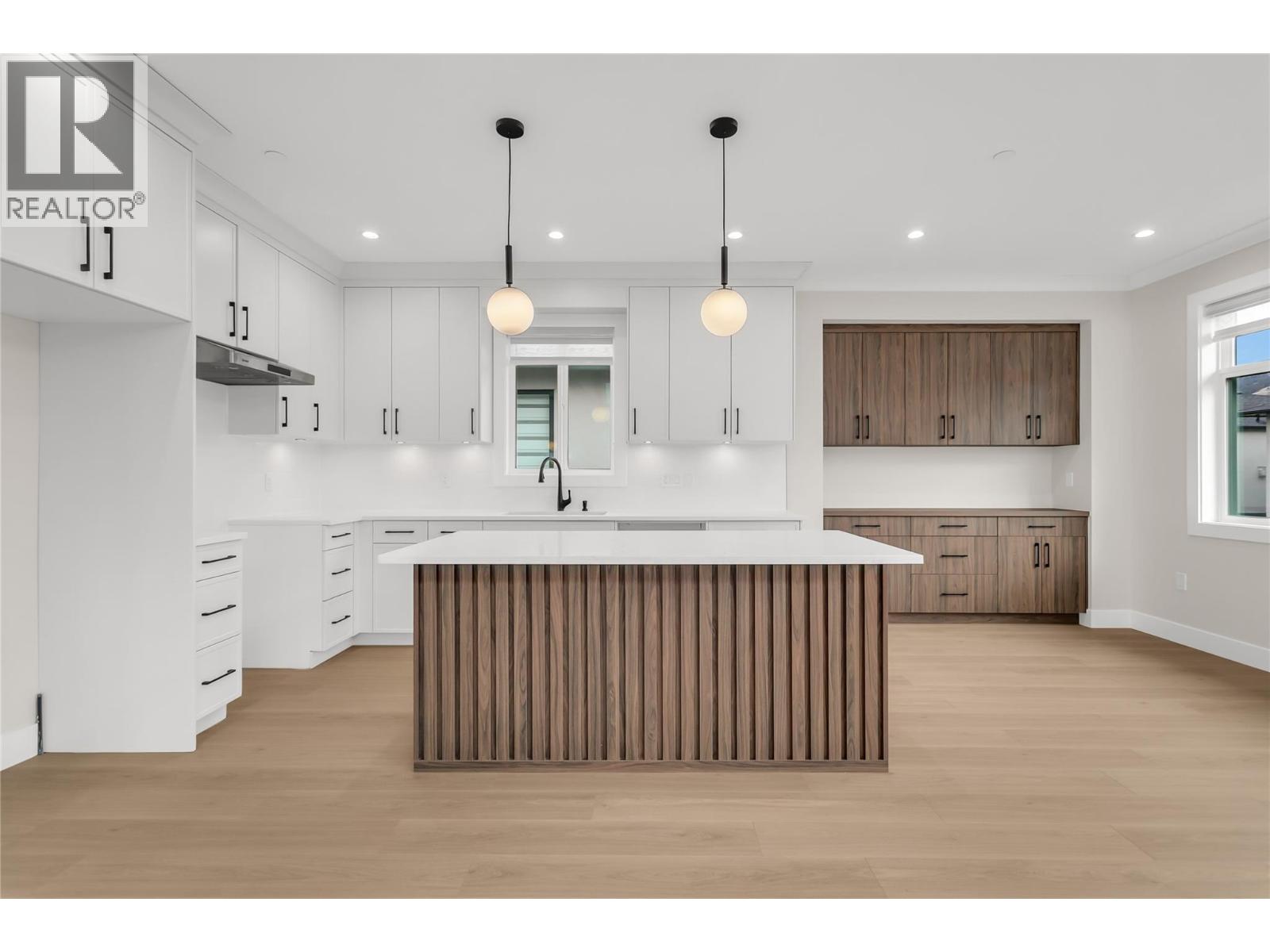 27 19950 McCarthy Road, Lake Country