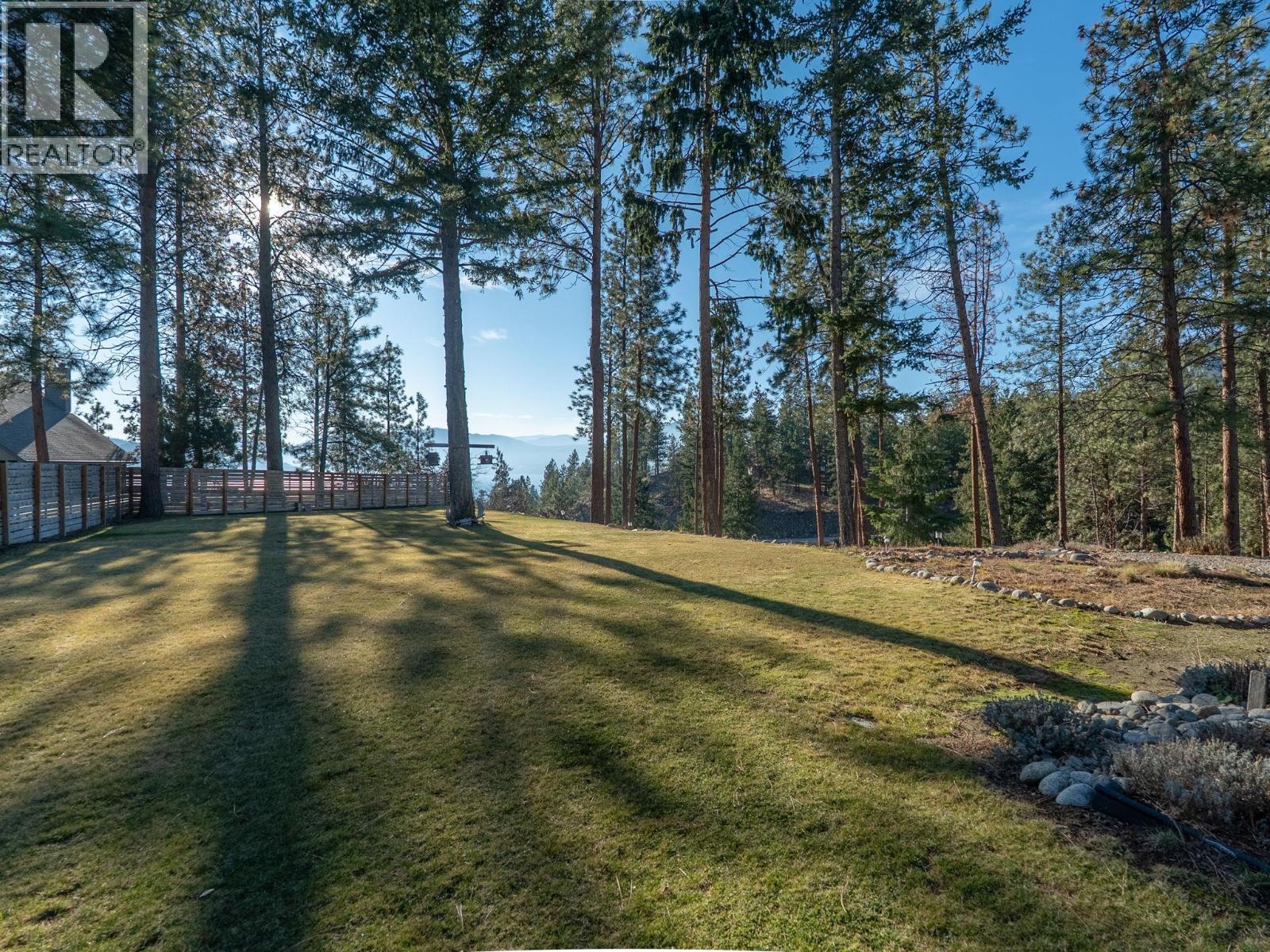  3947 Trepanier Heights Place, Peachland