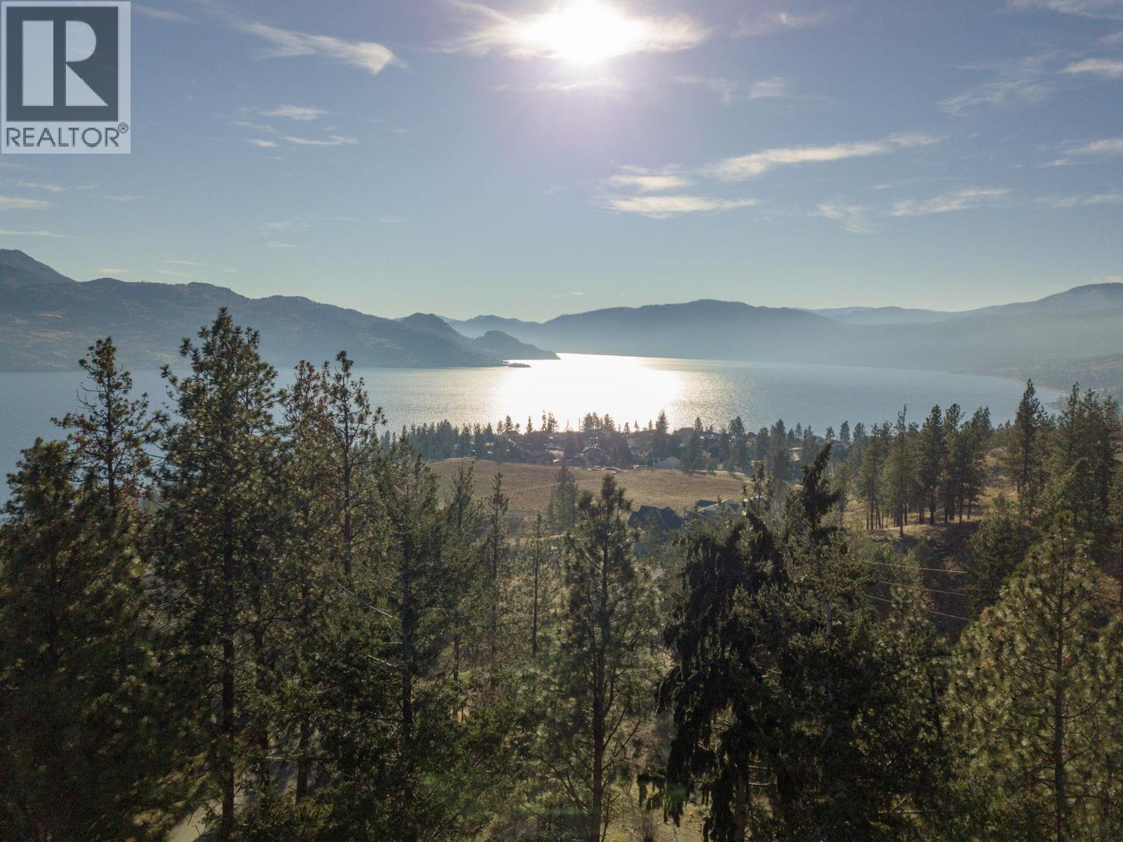  3947 Trepanier Heights Place, Peachland
