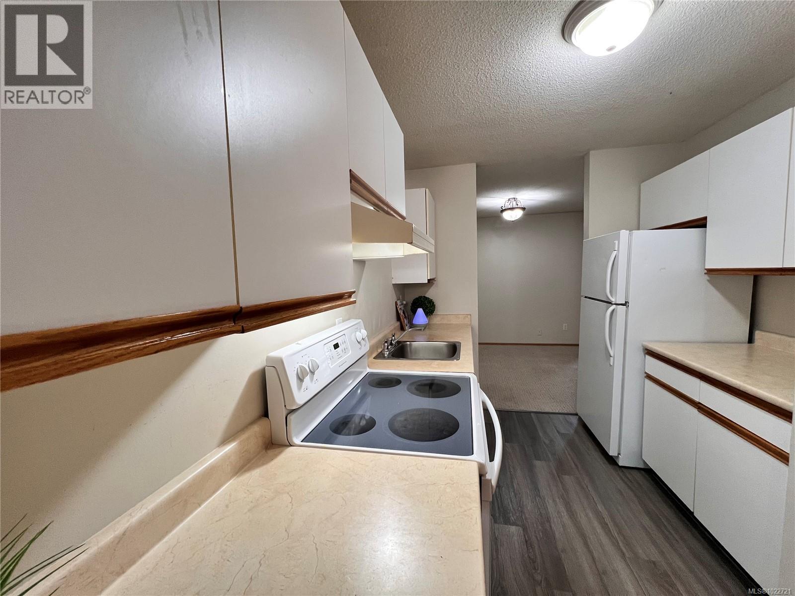 #206 3089 BARONS RD - 19