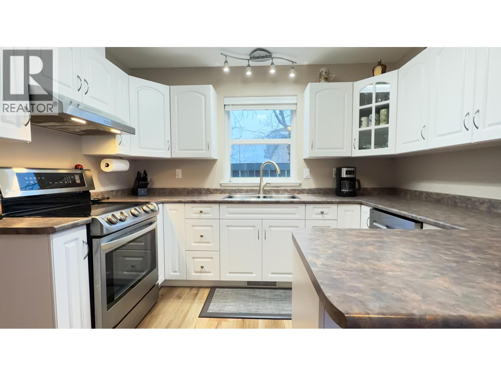 11427 98 STREET, Fort St. John