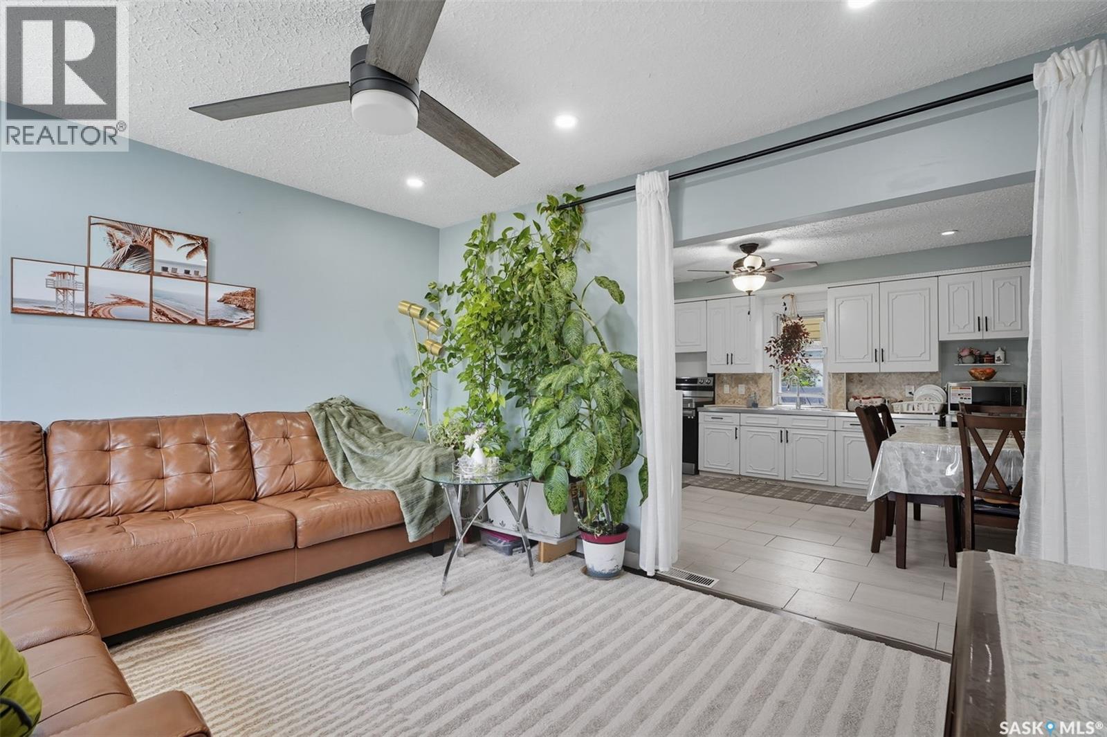 2123 20th STREET W - Photo 5 of 23, Saskatoon, Saskatchewan