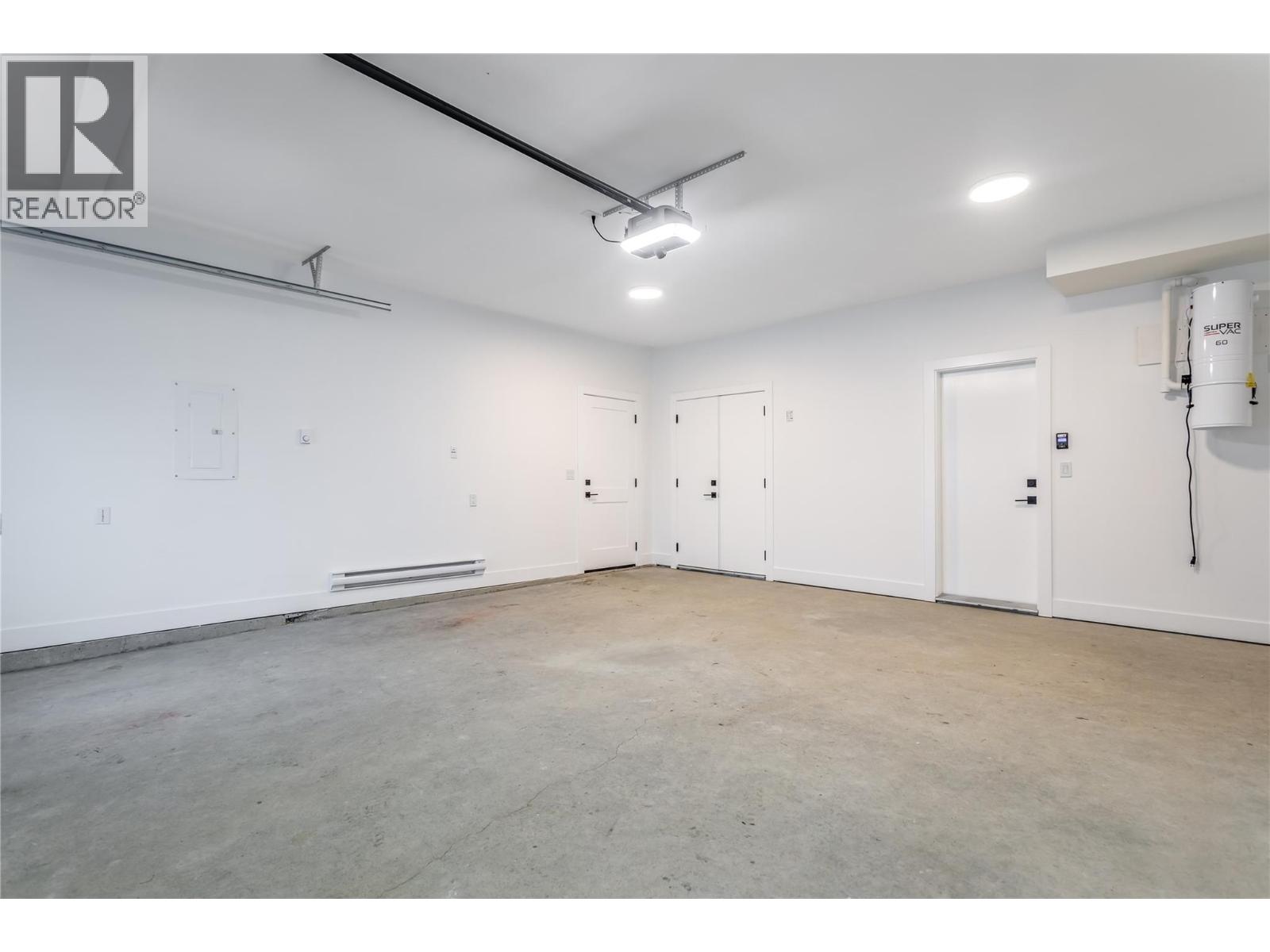 24 19950 McCarthy Road, Lake Country