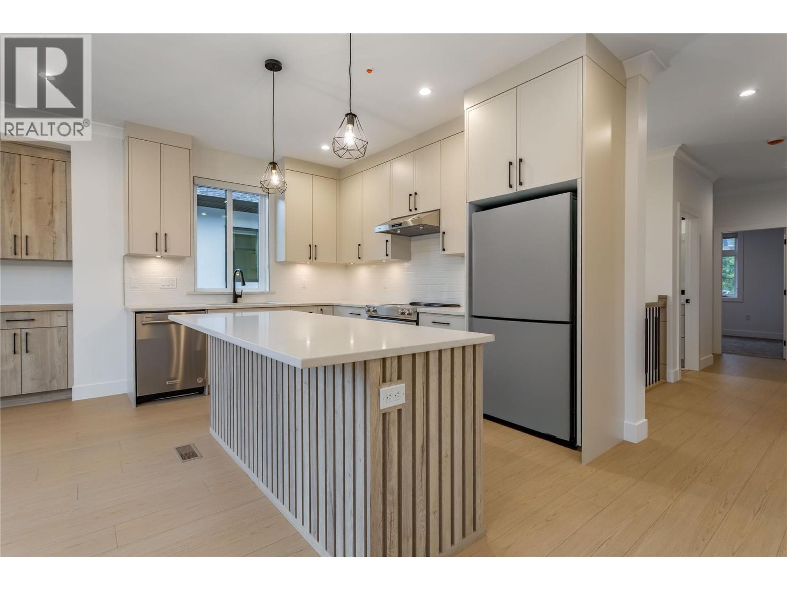 24 19950 McCarthy Road, Lake Country