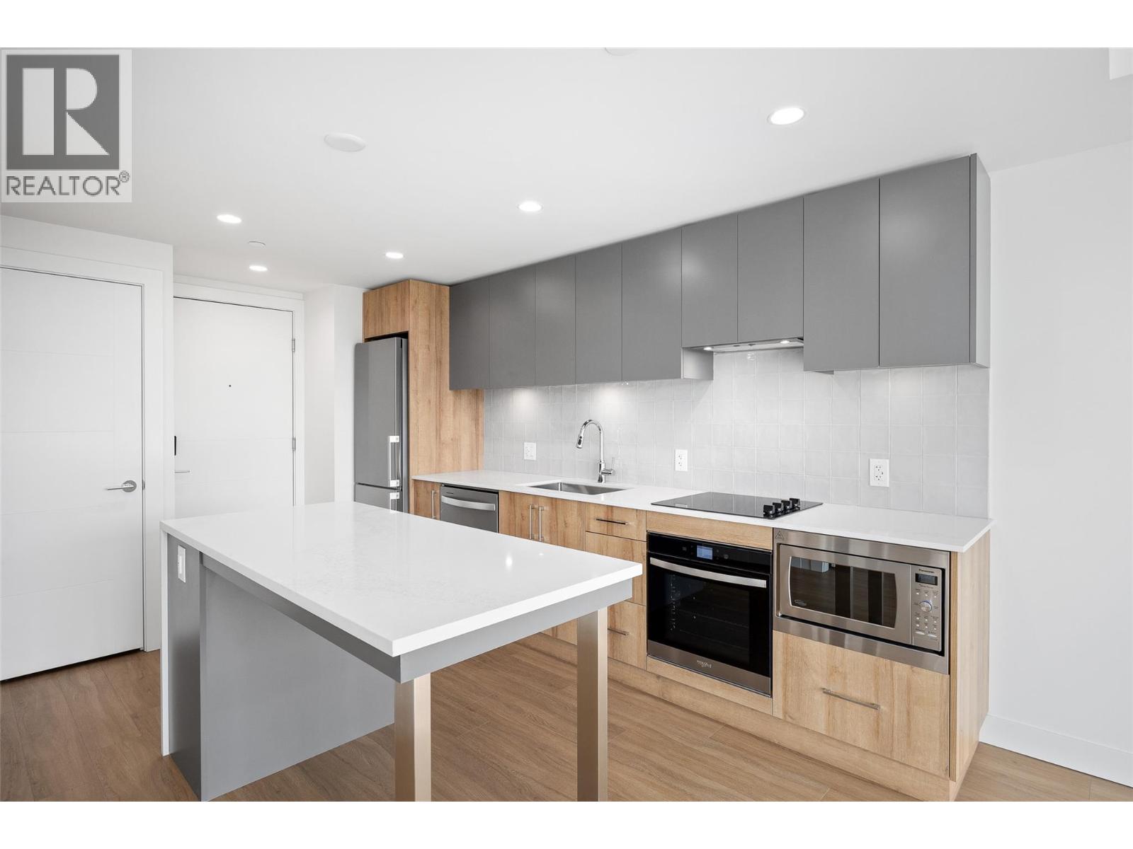 705 3699 Capozzi Road, Kelowna