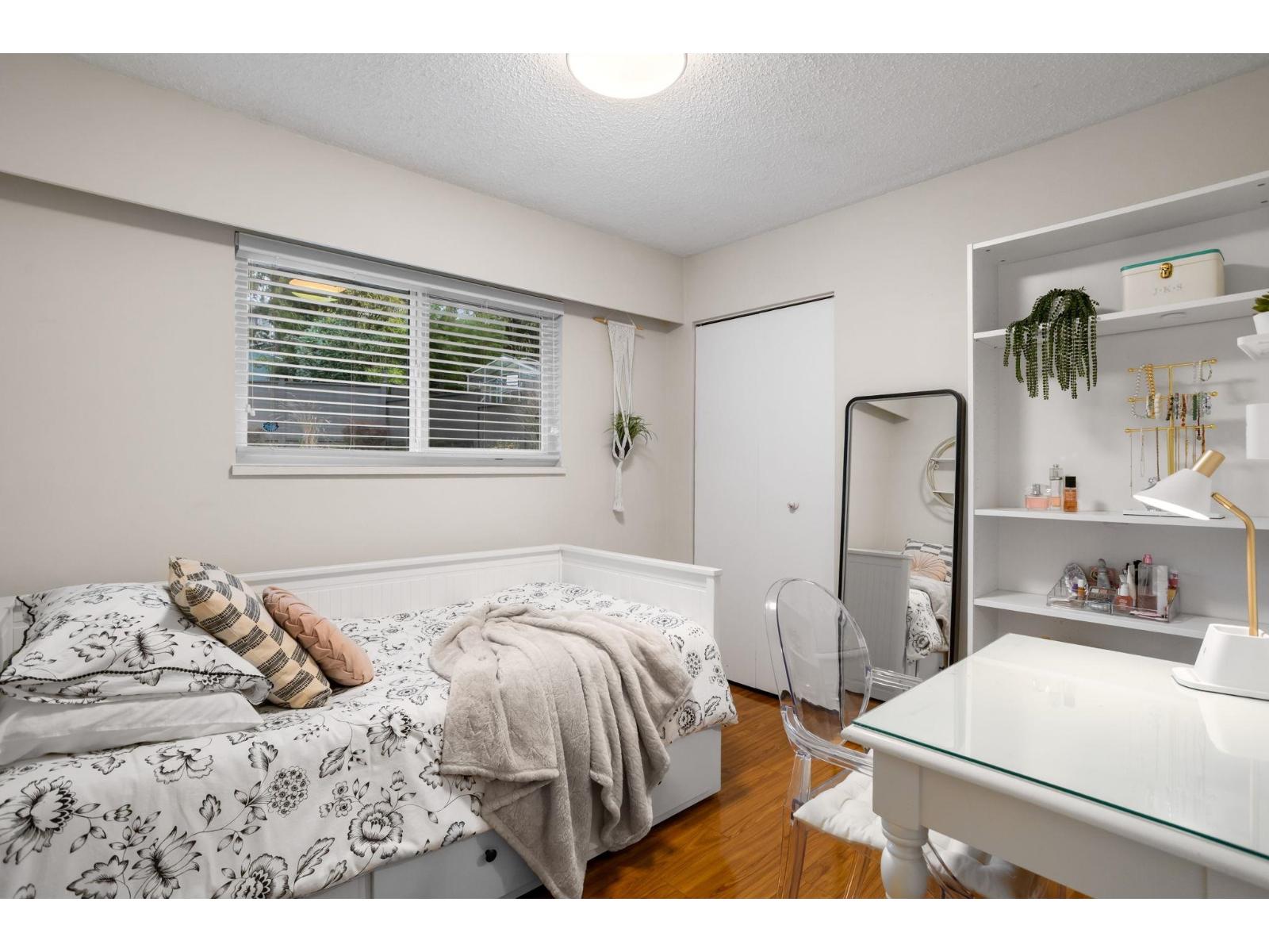 10659 SANTA MONICA Drive, Delta