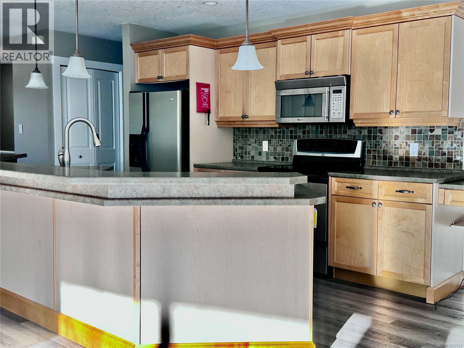 B 111 Gifford Rd, Ladysmith