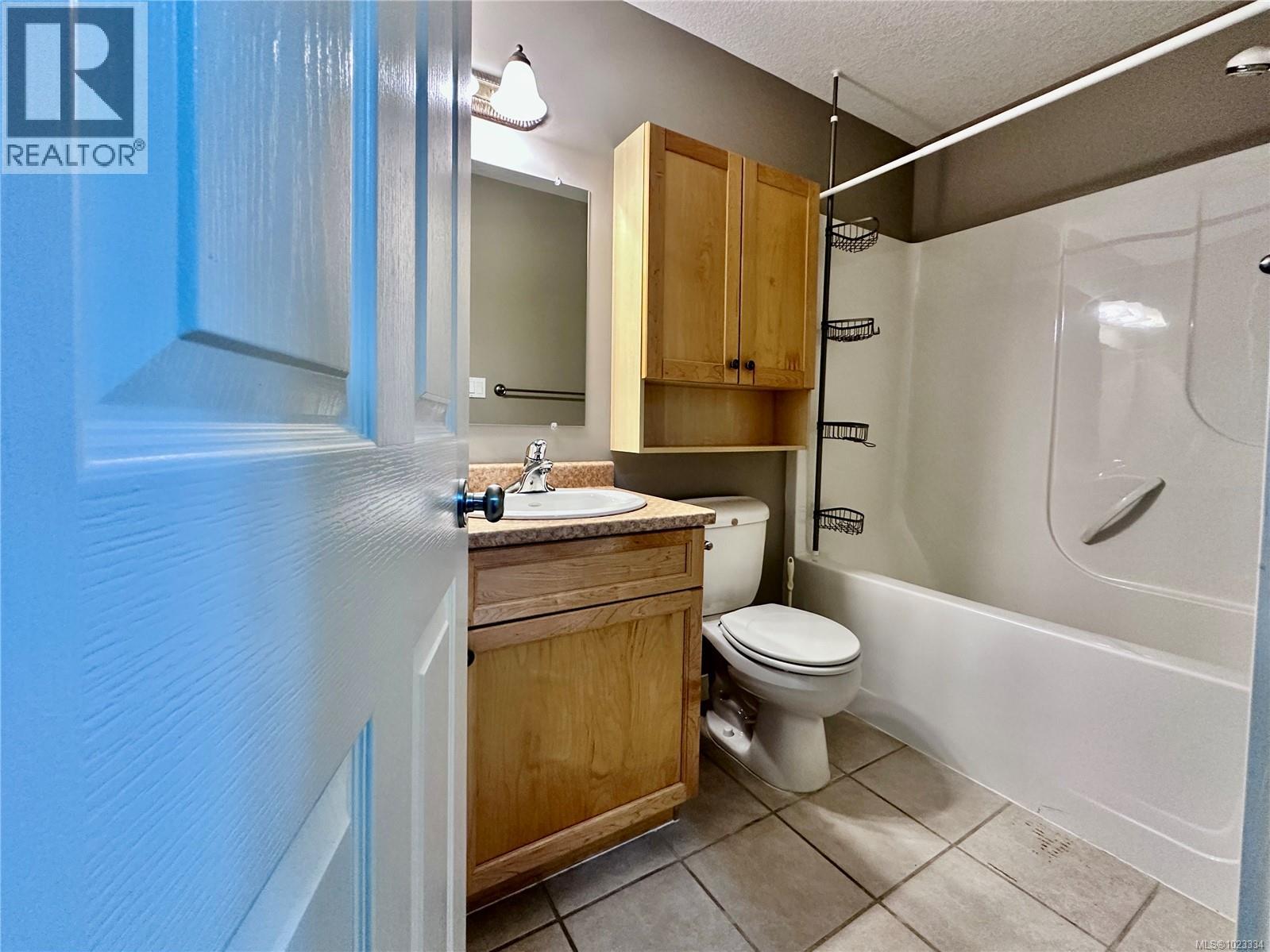 B 111 Gifford Rd, Ladysmith