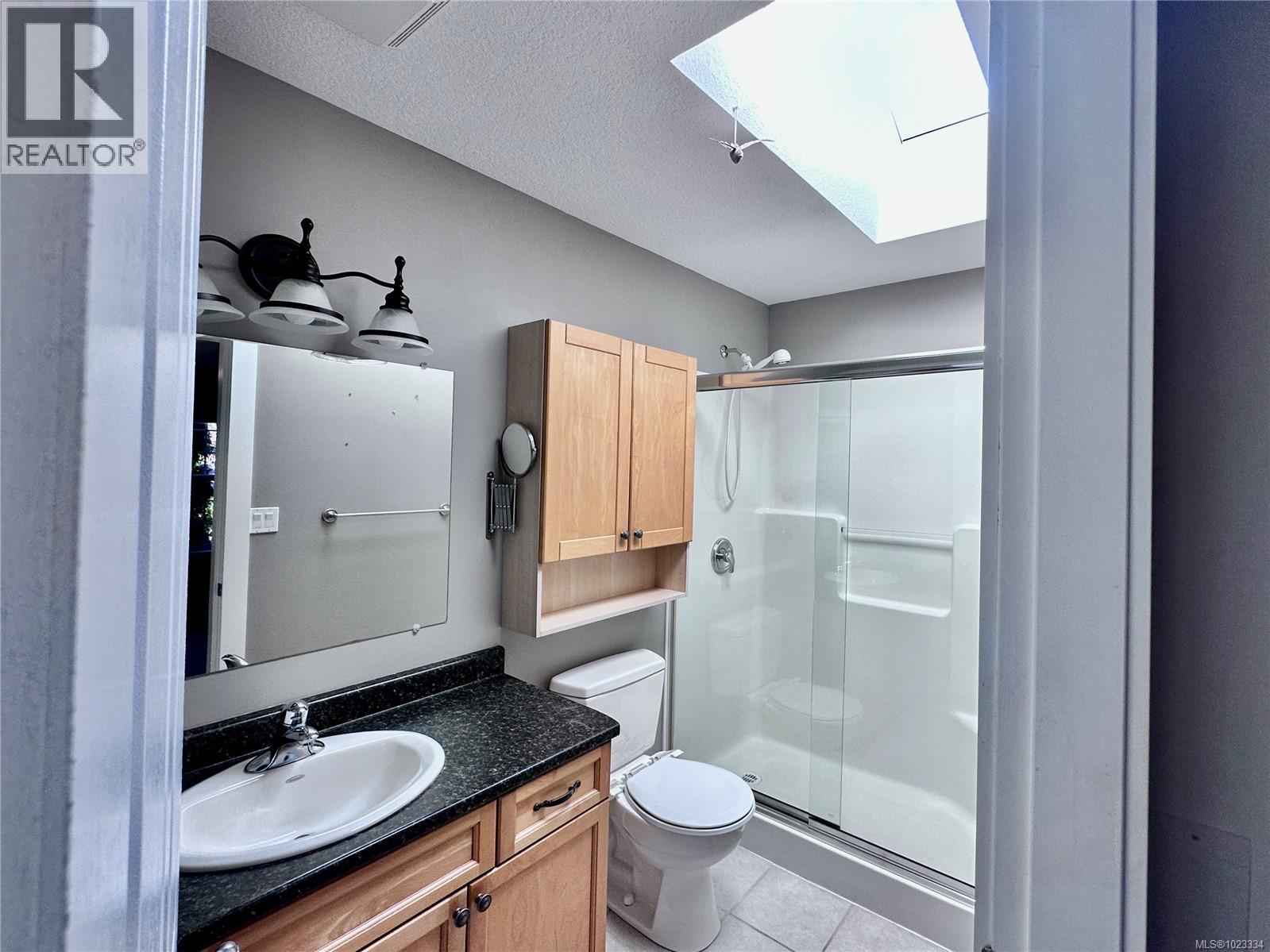 B 111 Gifford Rd, Ladysmith