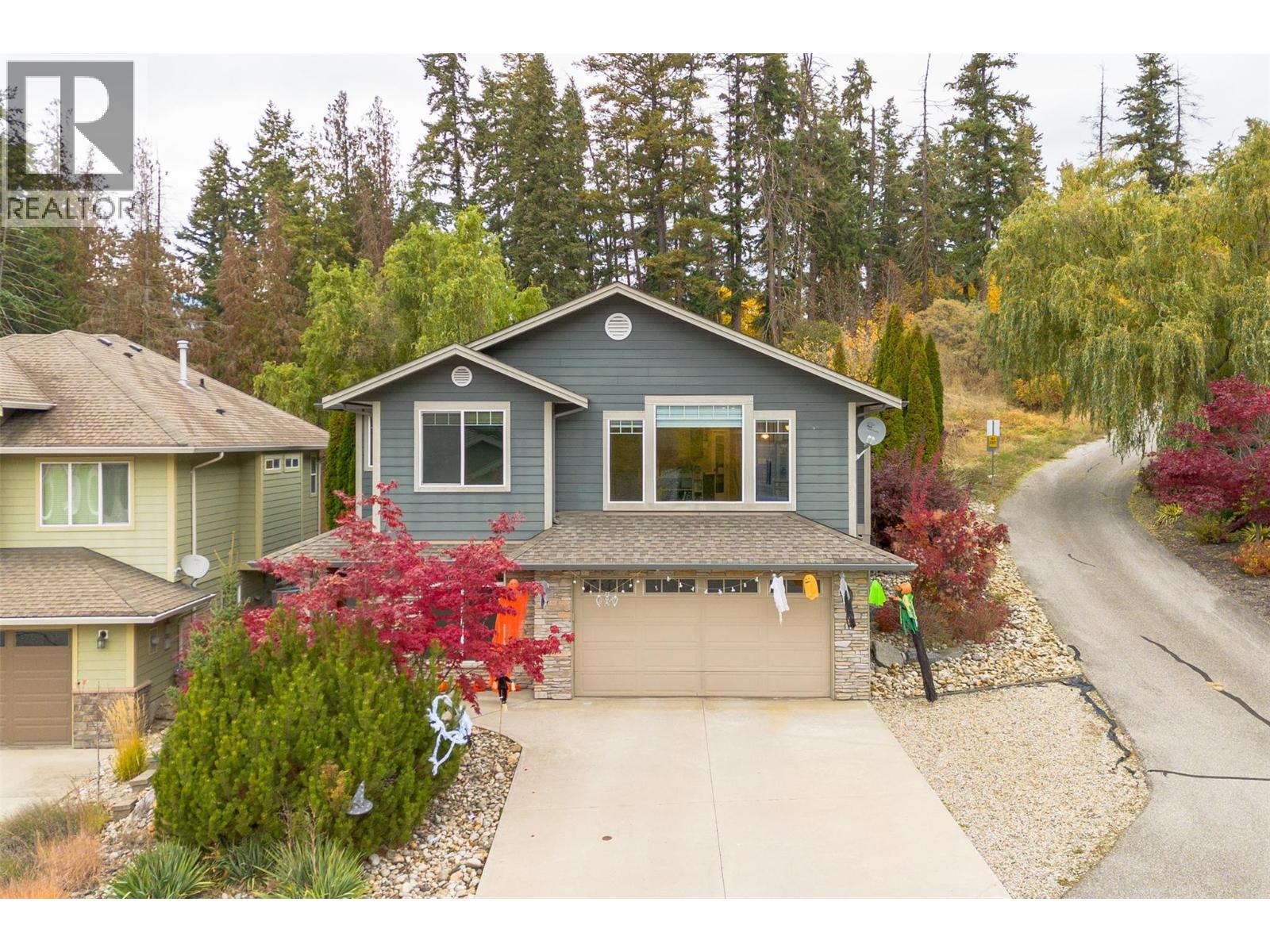 36 1581 20 Street Northeast, Salmon Arm