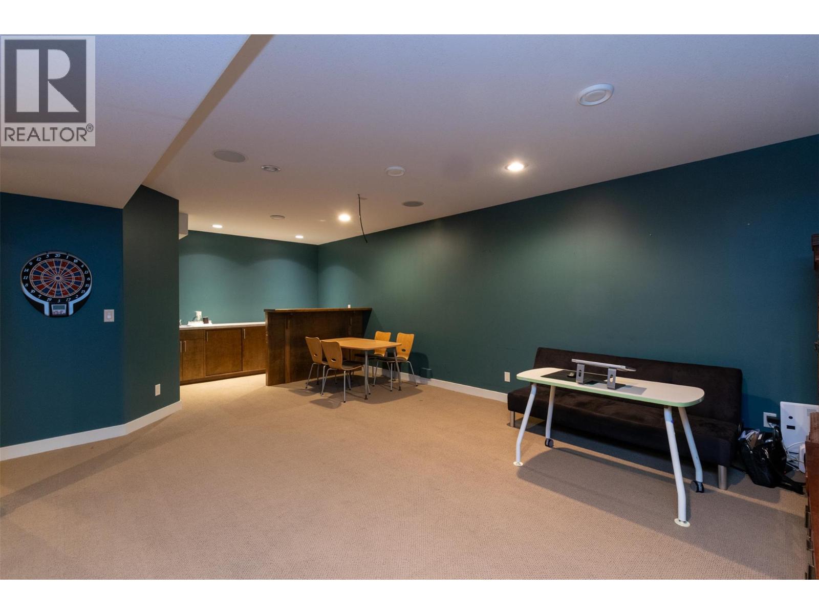 36 1581 20 Street Northeast, Salmon Arm