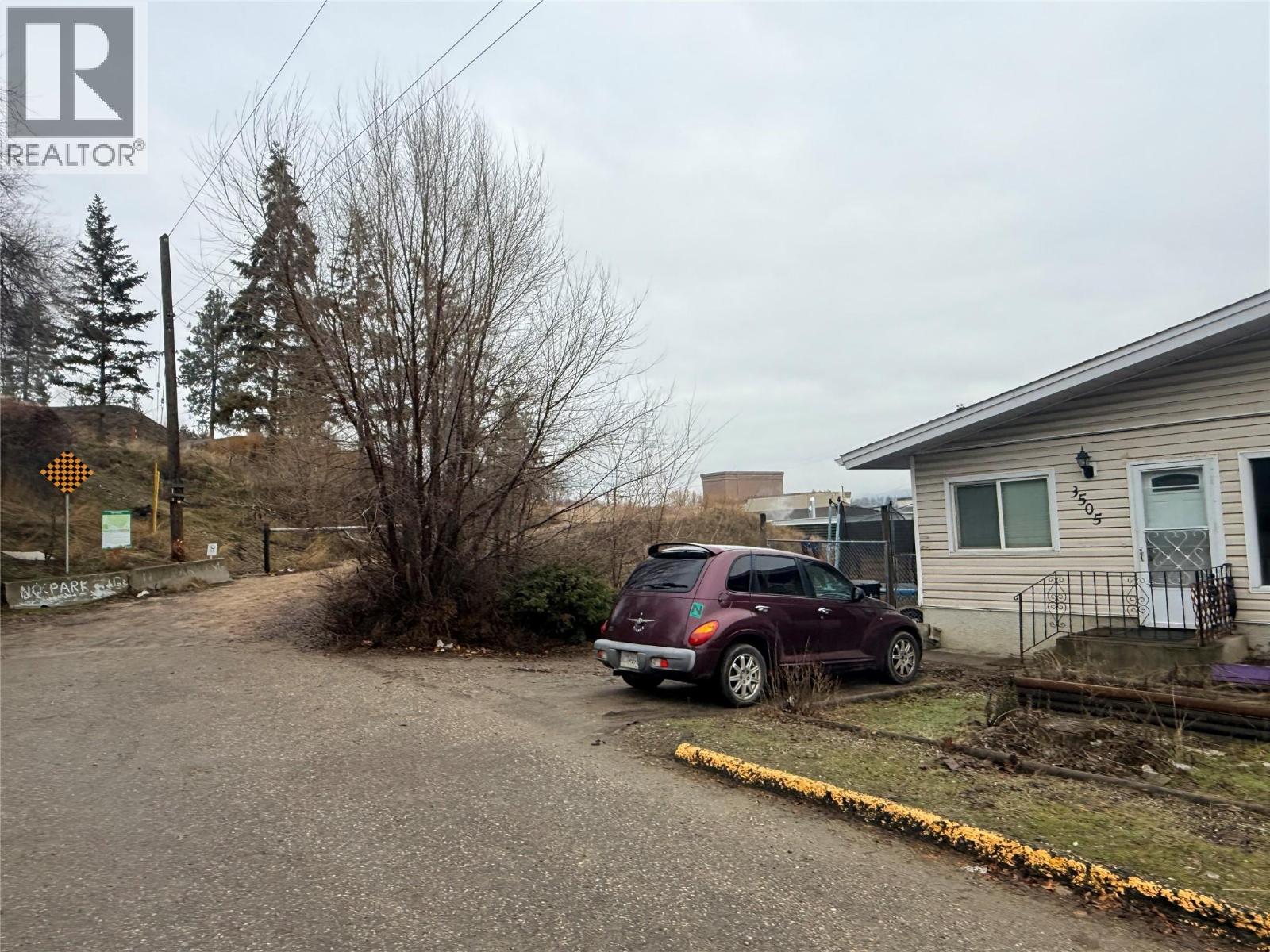 3503 35 Street - 3