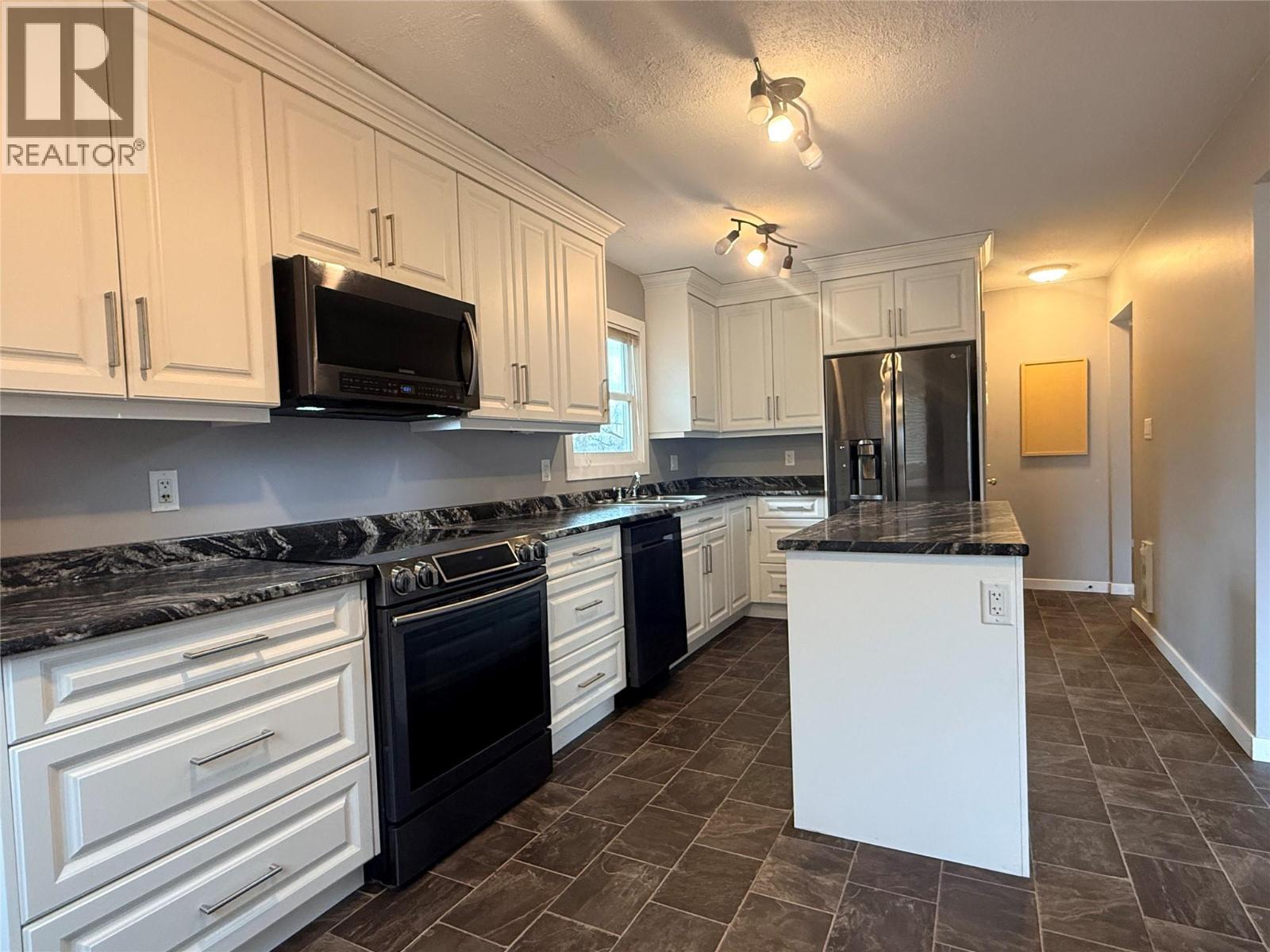 3503 35 Street - 5