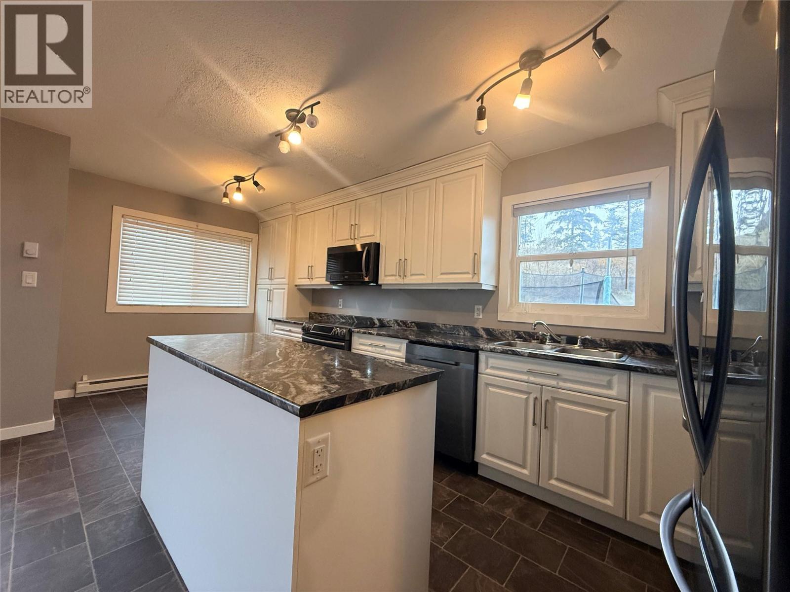 3503 35 Street - 7