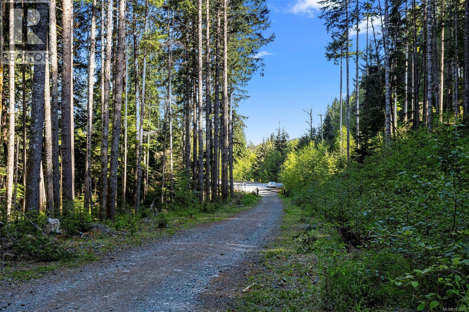  4229 Goldstream Heights Drive, Malahat