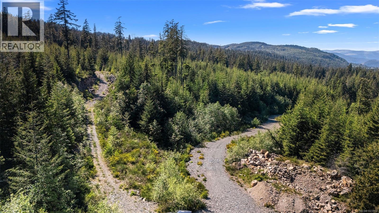  4229 Goldstream Heights Drive, Malahat