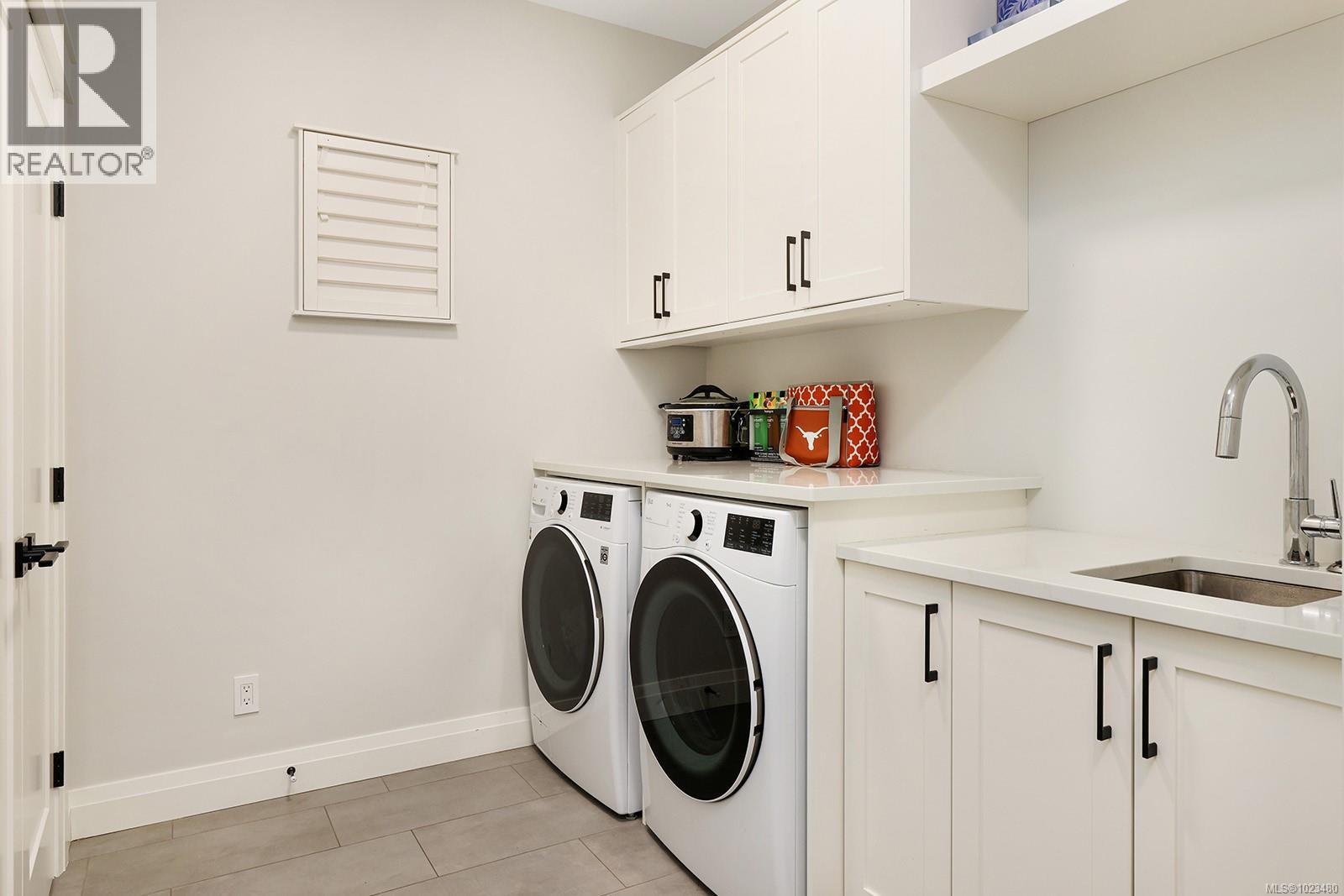 108 1444 Crown Isle Dr, Courtenay