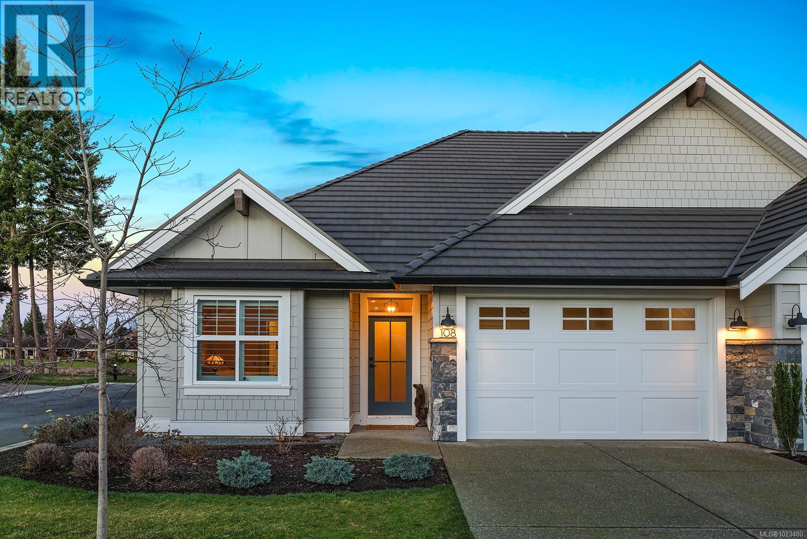 108 1444 Crown Isle Dr, Courtenay