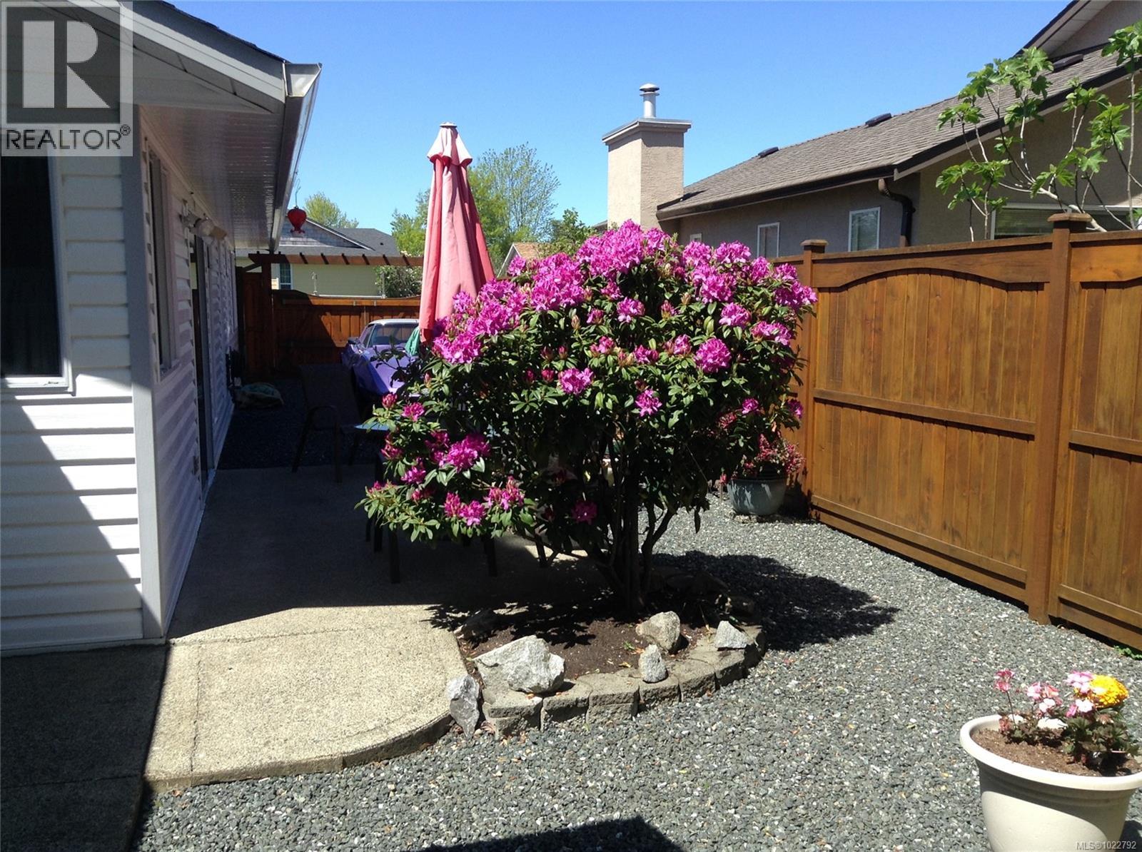 850 Temple St, Parksville