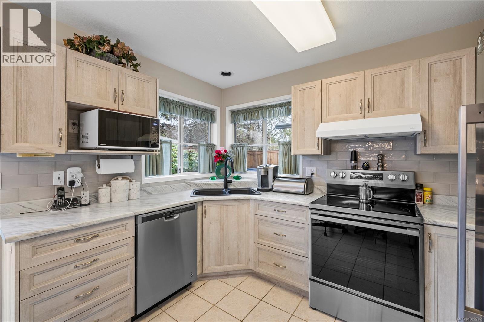 850 Temple St, Parksville