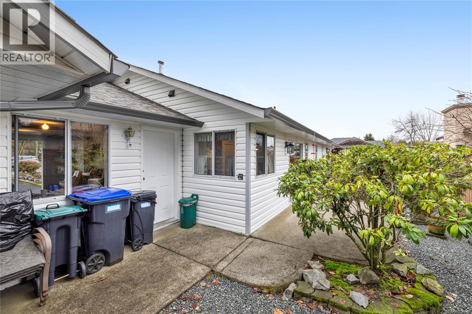 850 Temple St, Parksville