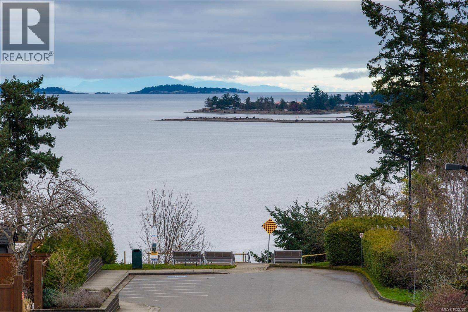 850 Temple St, Parksville