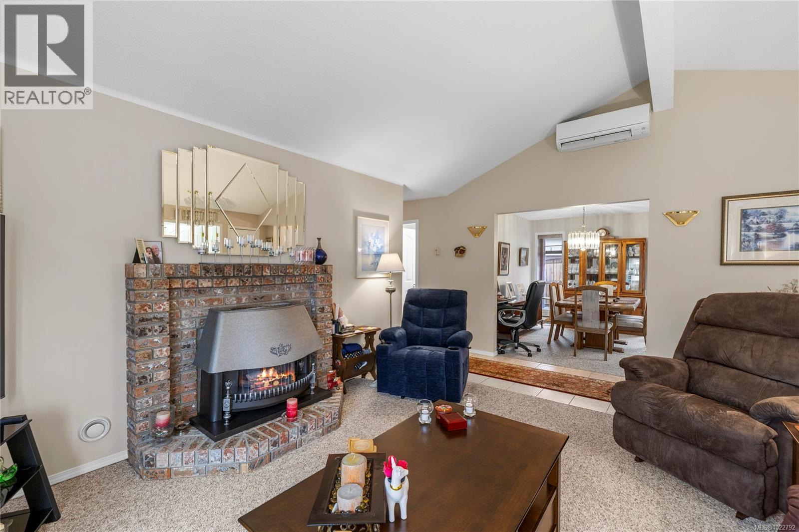 850 Temple St, Parksville