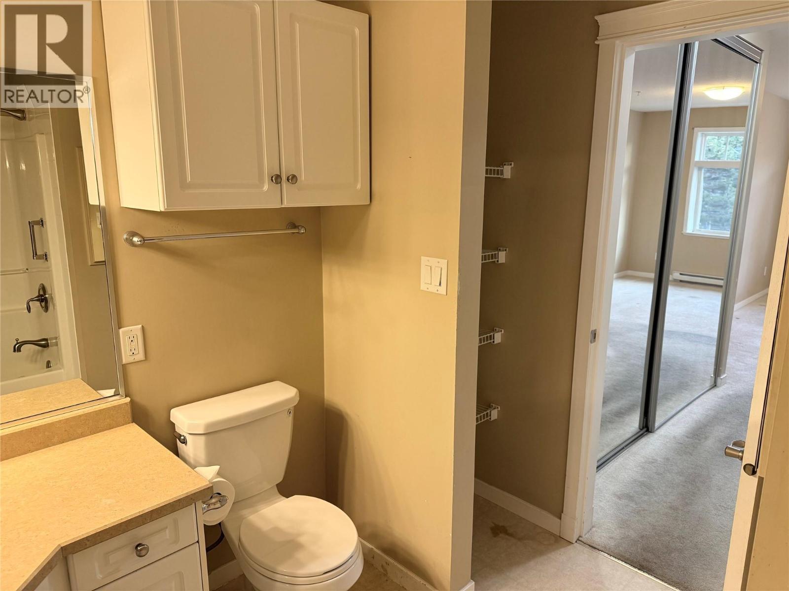 208 305 Whitman Road, Kelowna