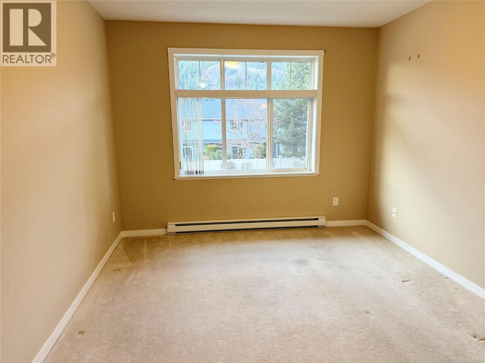 208 305 Whitman Road, Kelowna