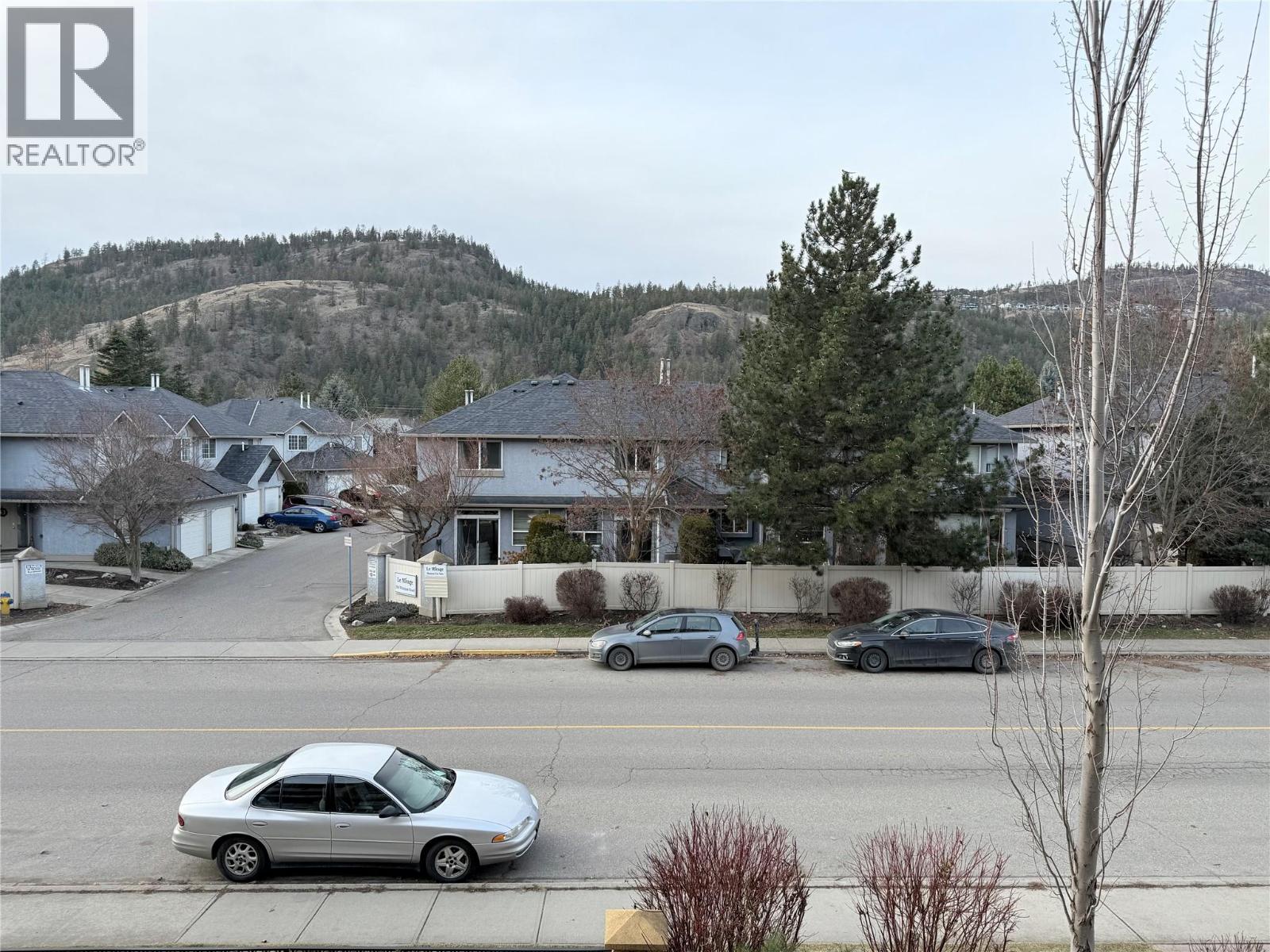 208 305 Whitman Road, Kelowna