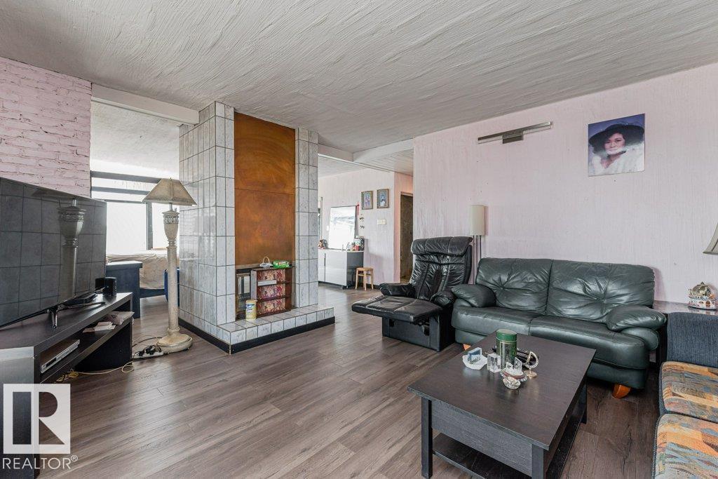 8638 SASKATCHEWAN DR NW, Edmonton